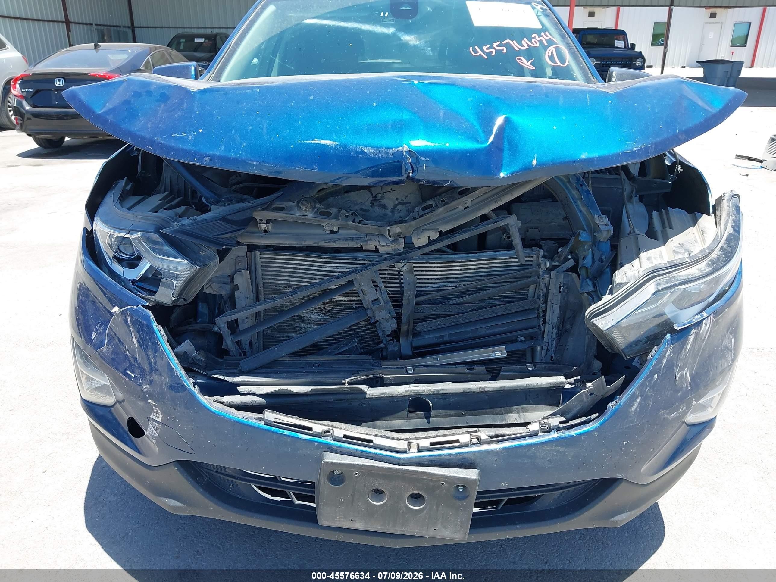 2021 Chevrolet Equinox Fwd Lt Синий vin: 2GNAXKEV2M6128079