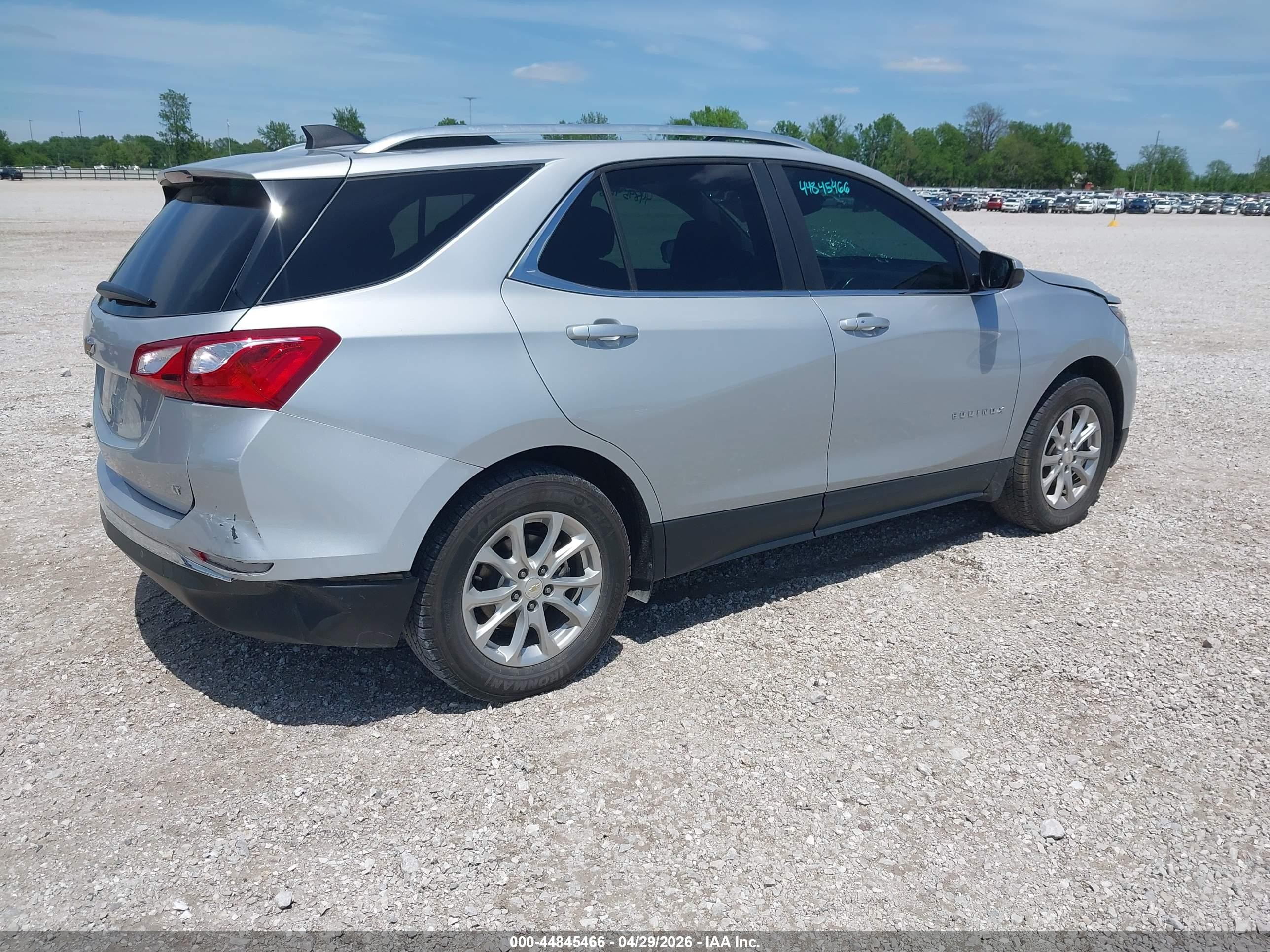 2021 Chevrolet Equinox Fwd Lt Silver vin: 2GNAXKEV2M6138384