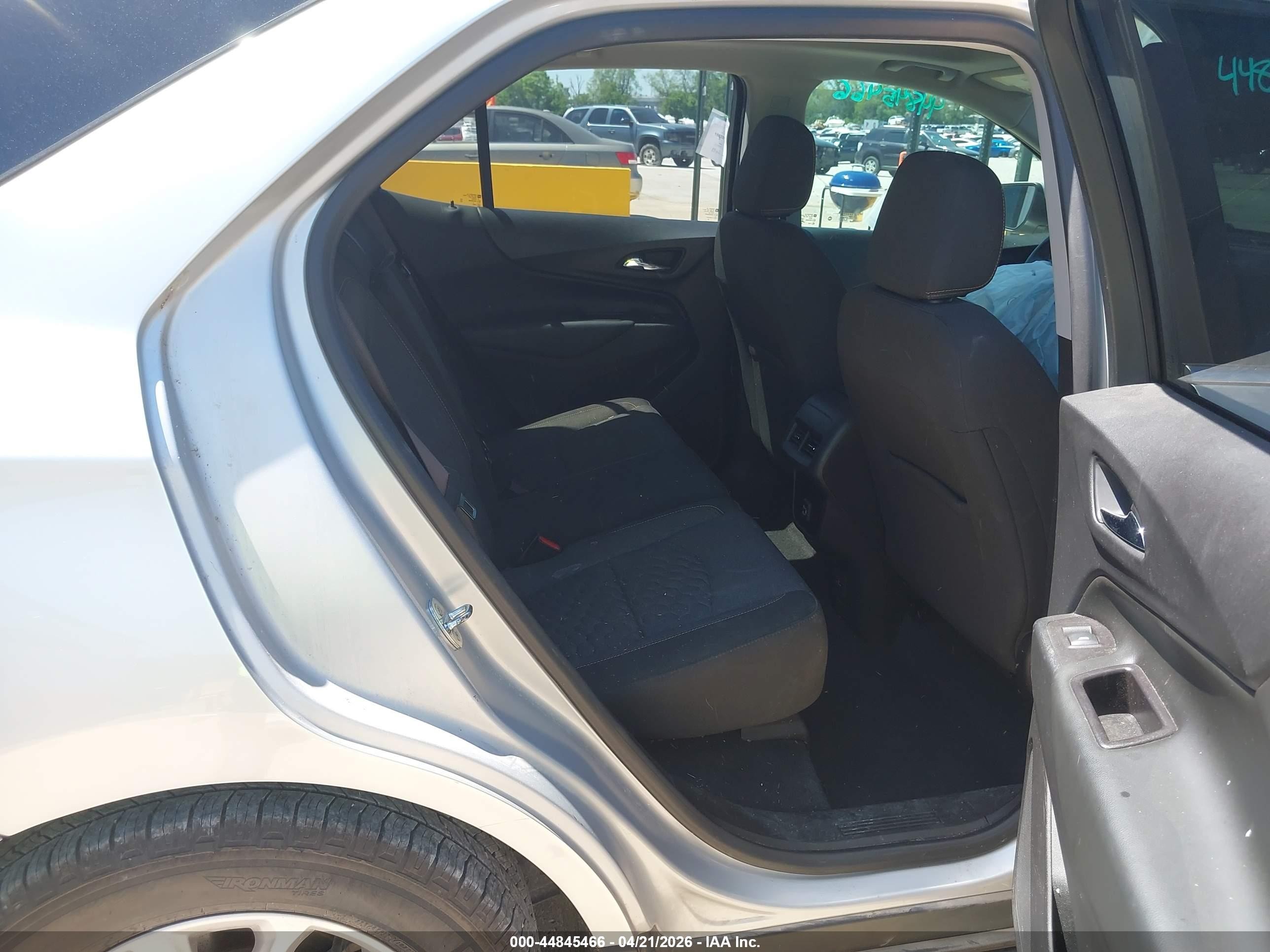 2021 Chevrolet Equinox Fwd Lt Silver vin: 2GNAXKEV2M6138384