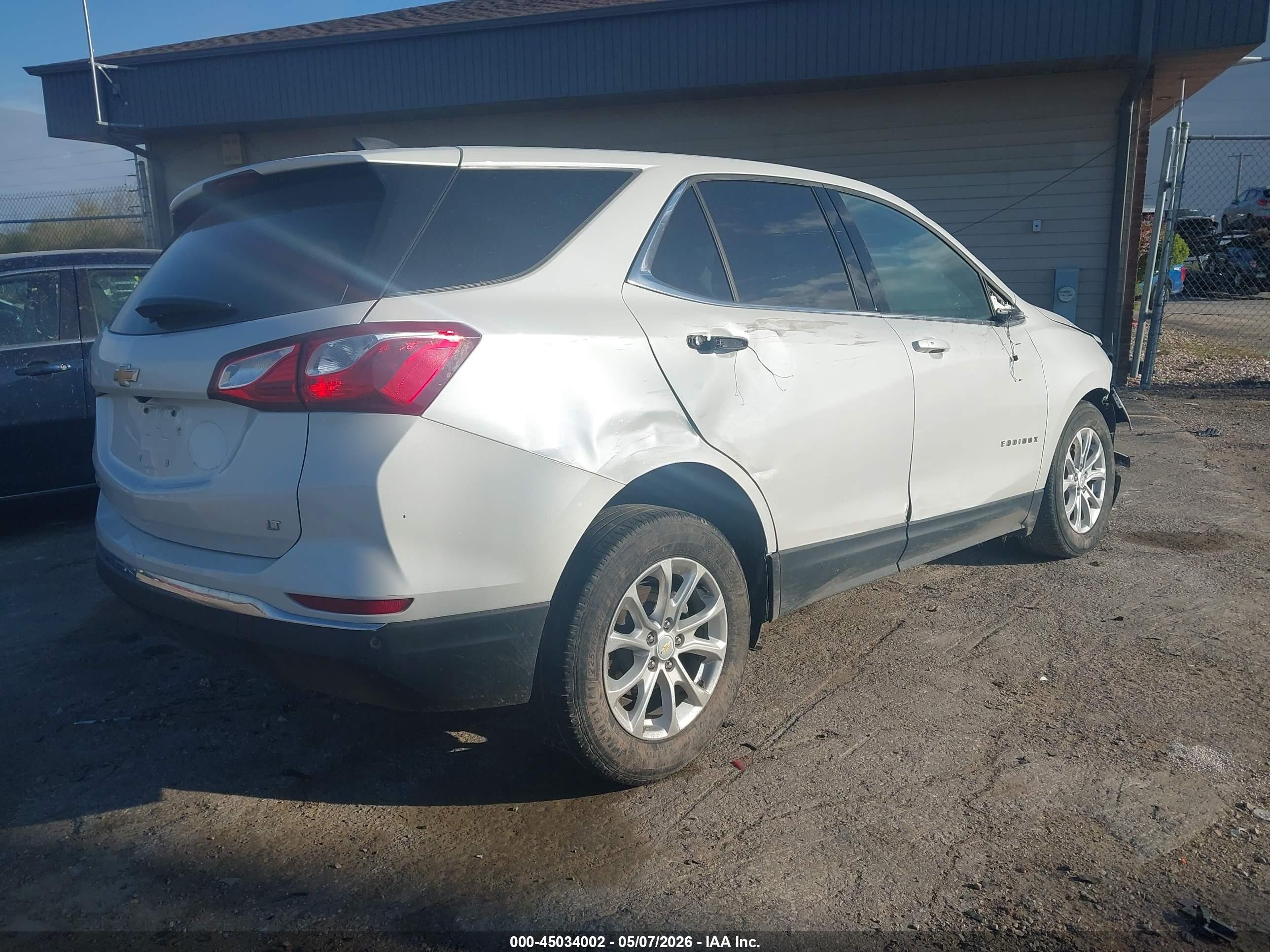 2019 Chevrolet Equinox Lt Белый vin: 2GNAXKEV7K6162015