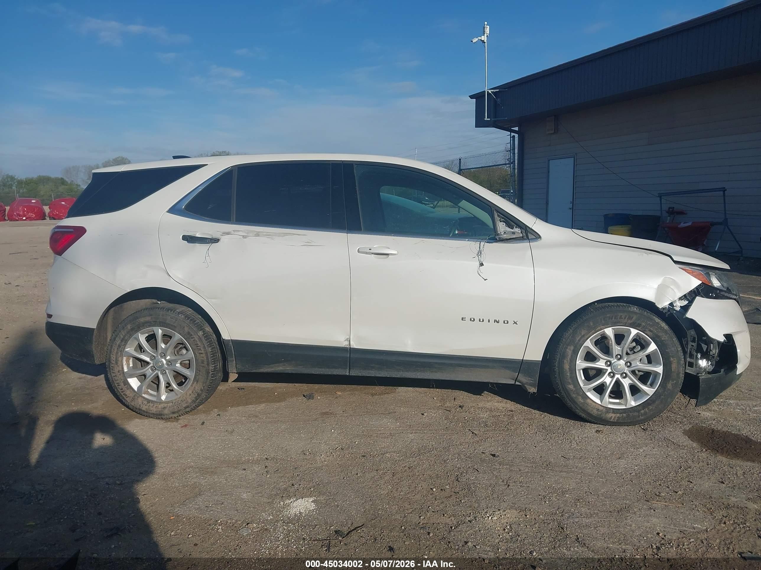 2019 Chevrolet Equinox Lt Белый vin: 2GNAXKEV7K6162015