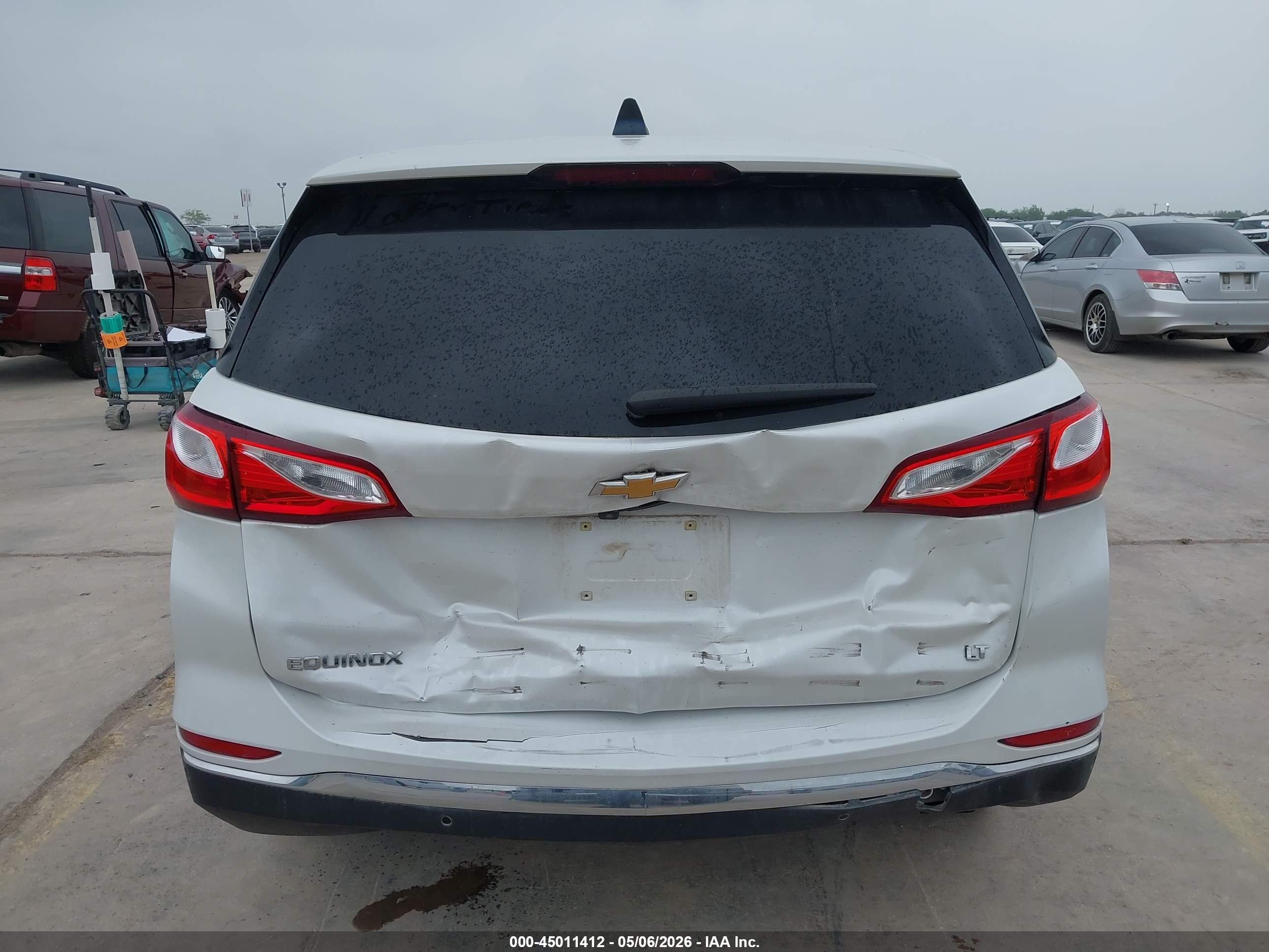 2021 Chevrolet Equinox Fwd Lt Белый vin: 2GNAXKEV7M6161580