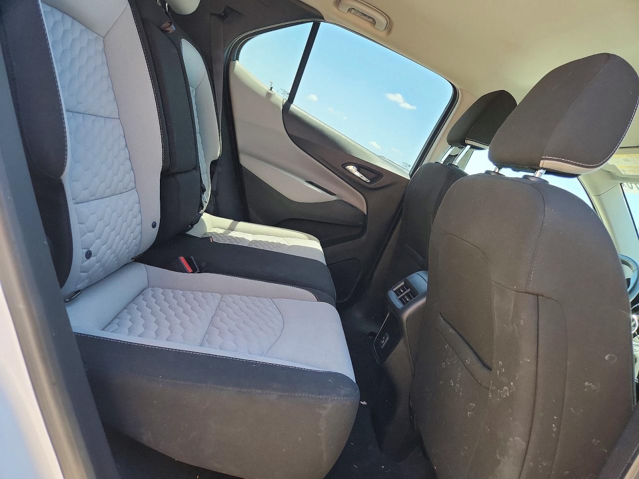 2019 Chevrolet Equinox Lt White vin: 2GNAXKEV9K6112510