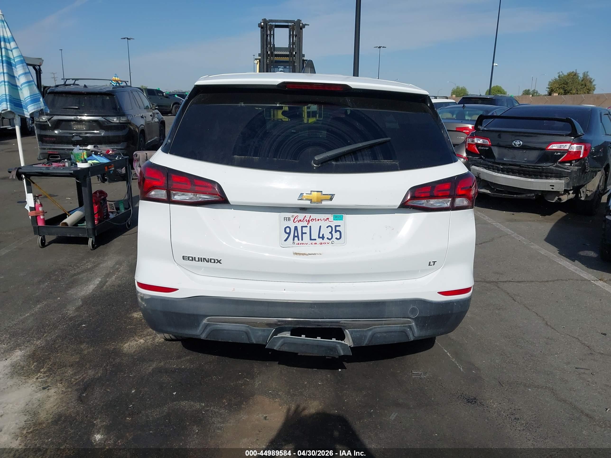 2022 Chevrolet Equinox Fwd Lt Белый vin: 2GNAXKEV9N6114603