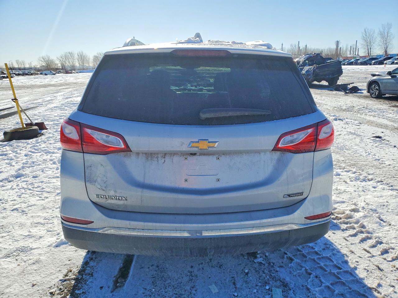 2018 Chevrolet Equinox Premier Серебряный vin: 2GNAXMEV4J6254791