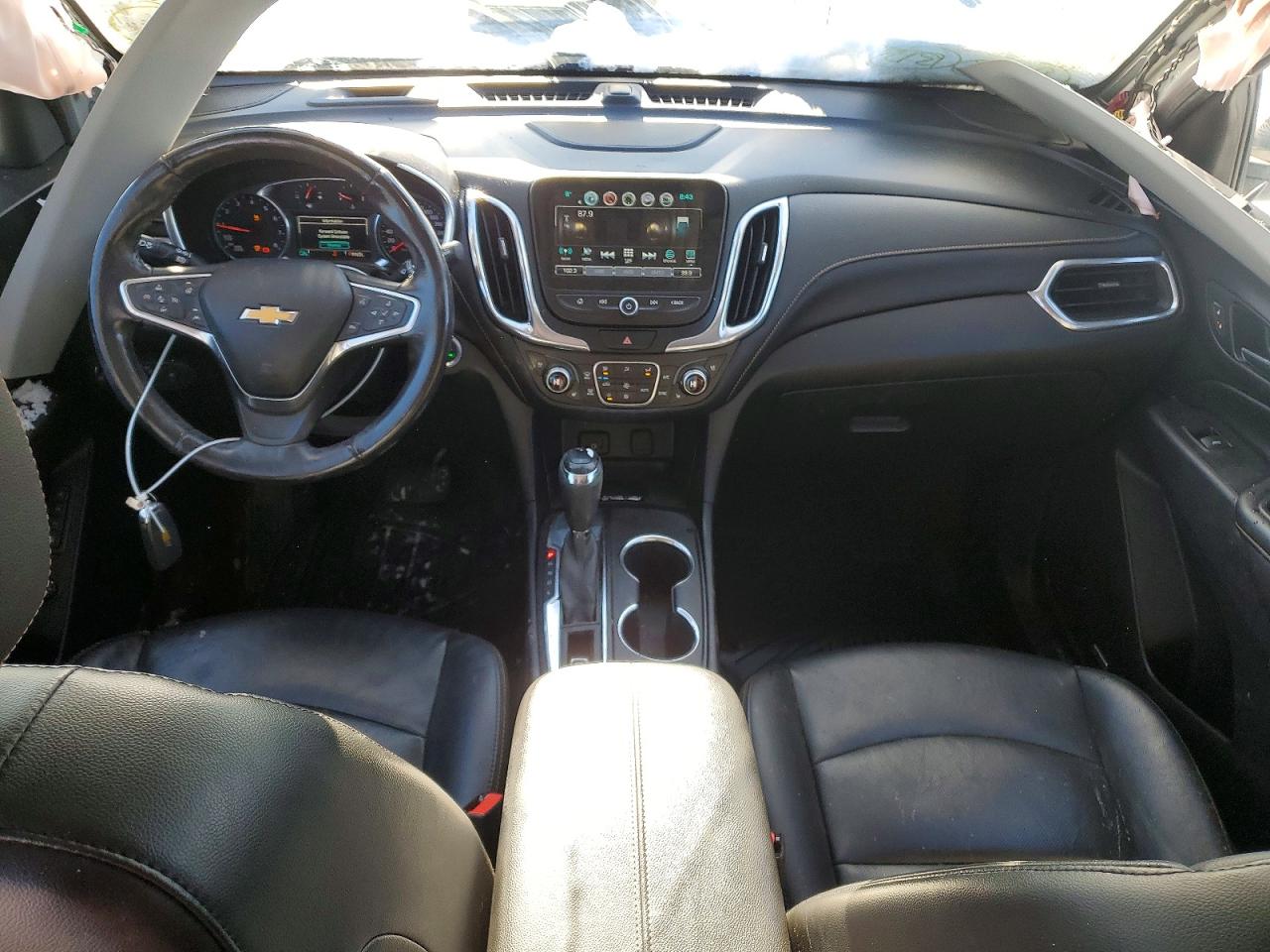2018 Chevrolet Equinox Premier Серебряный vin: 2GNAXMEV4J6254791