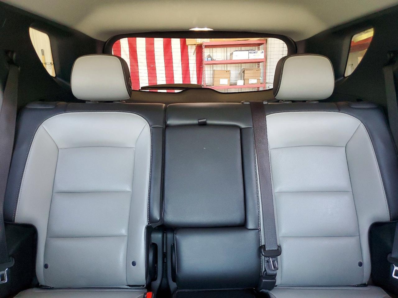 2018 Chevrolet Equinox Premier Silver vin: 2GNAXMEV5J6301536