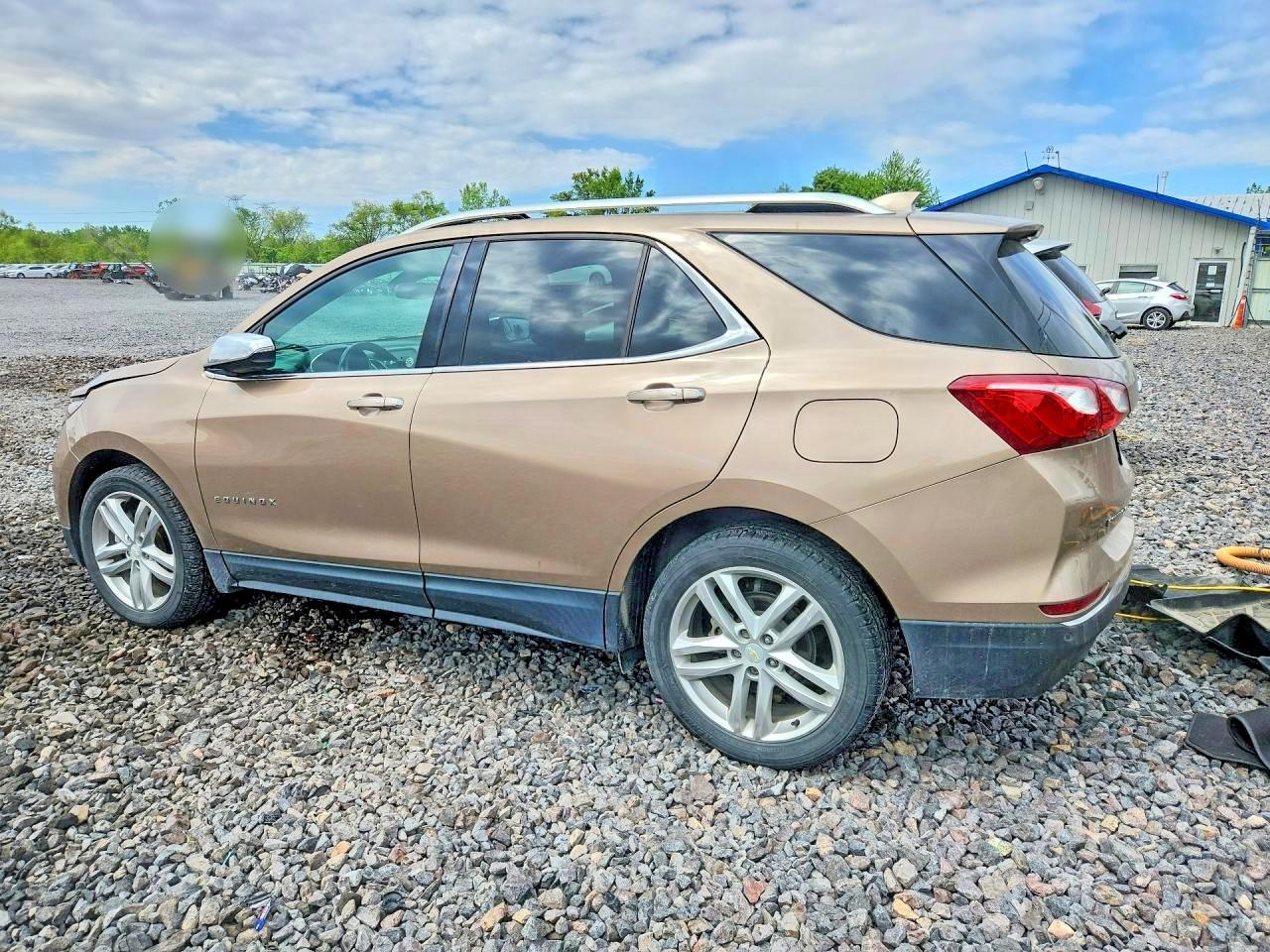 2018 Chevrolet Equinox Premier Tan vin: 2GNAXNEX9J6171767