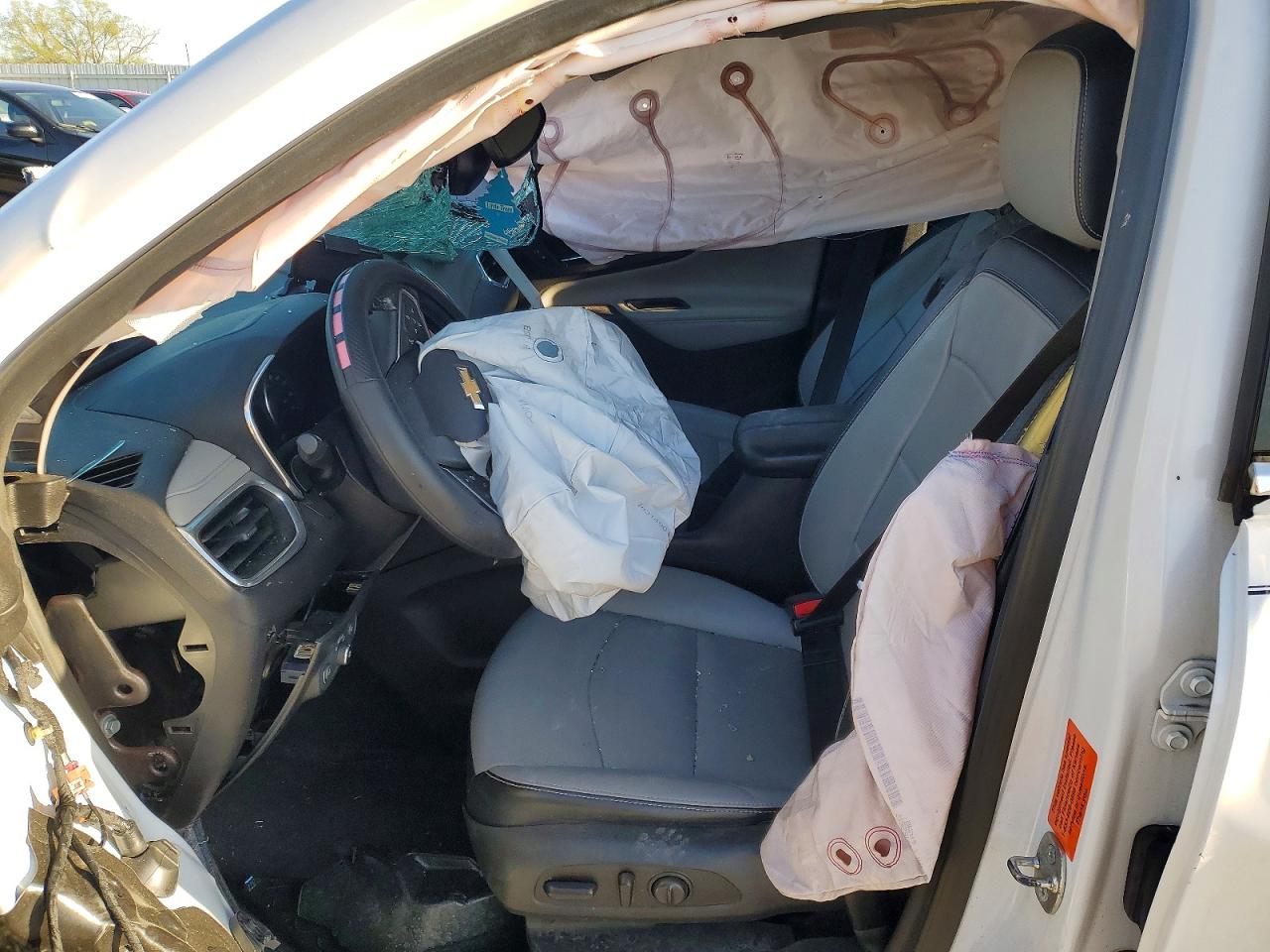 2019 Chevrolet Equinox Premier White vin: 2GNAXPEX0K6272032