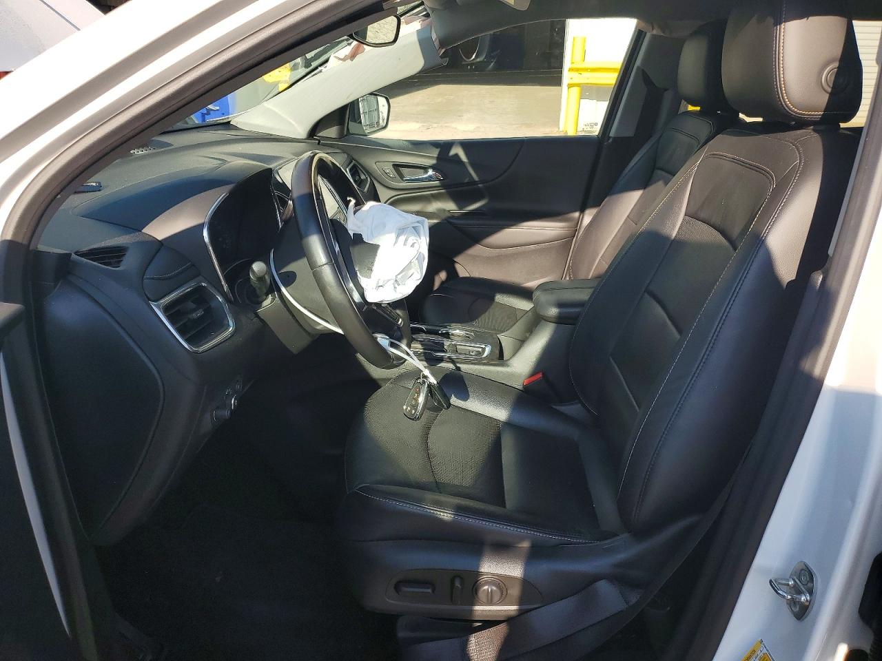 2019 Chevrolet Equinox Premier White vin: 2GNAXPEX0K6283841