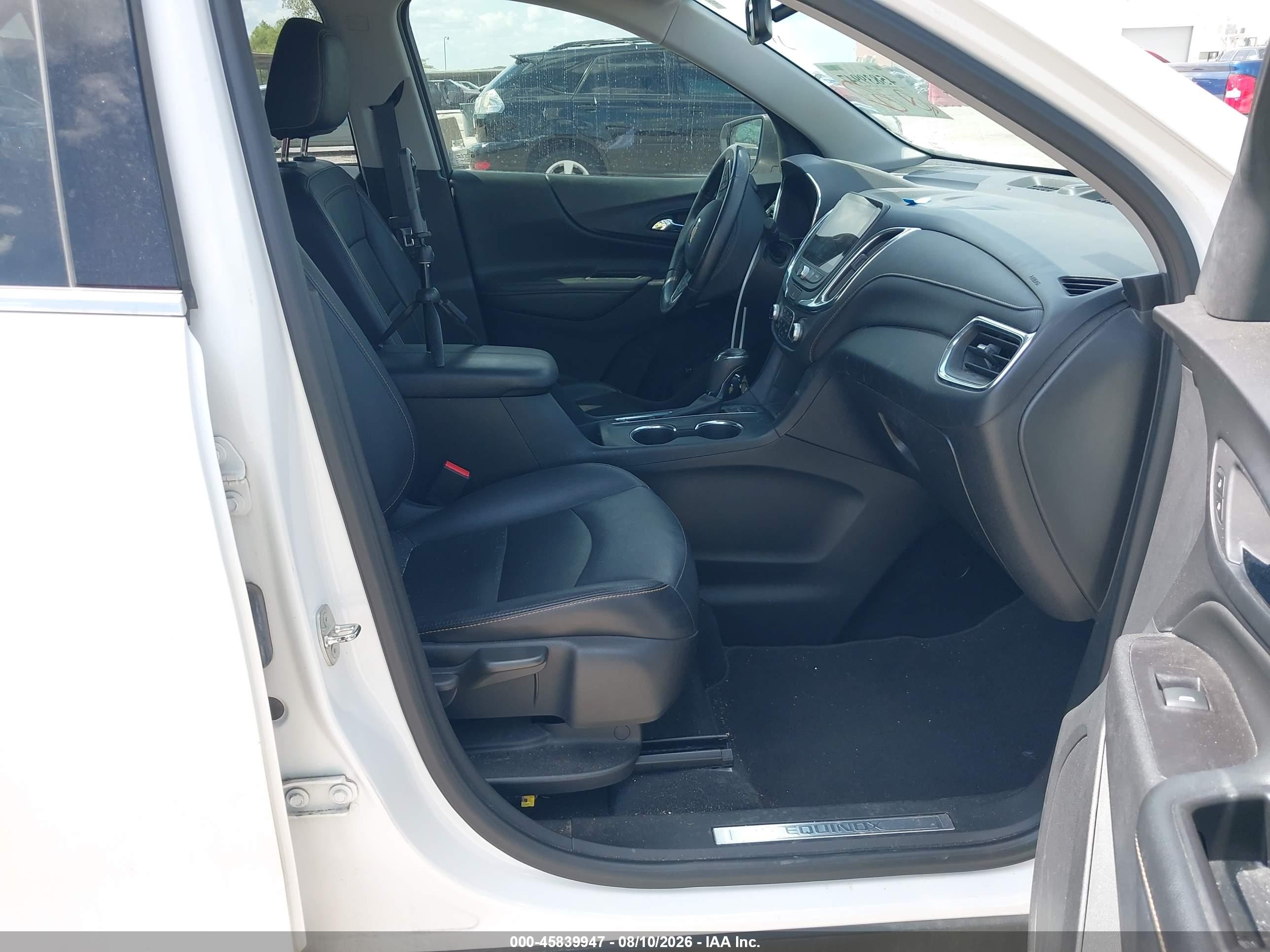 2019 Chevrolet Equinox Premier Белый vin: 2GNAXPEX2K6269987