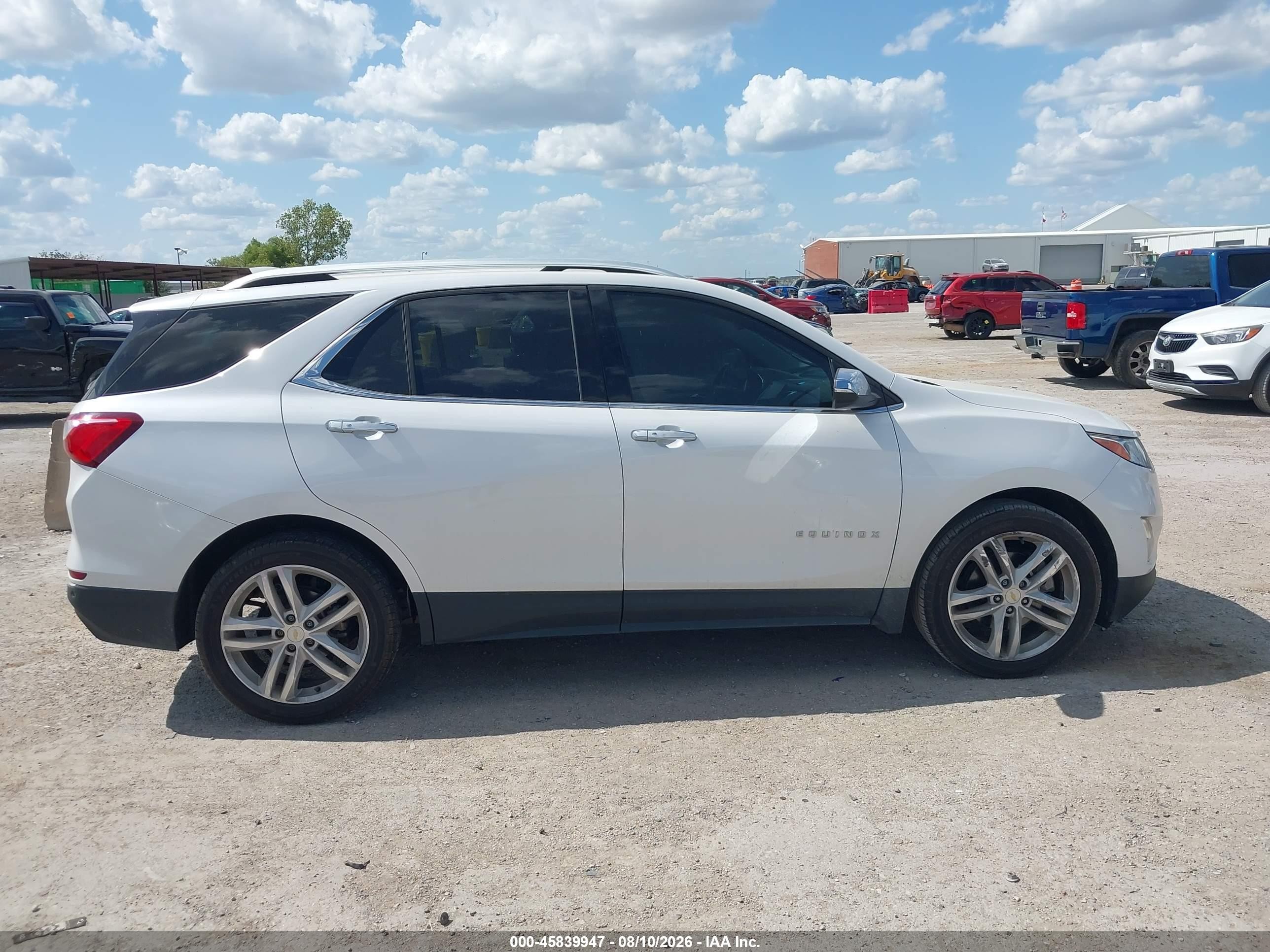 2019 Chevrolet Equinox Premier Белый vin: 2GNAXPEX2K6269987
