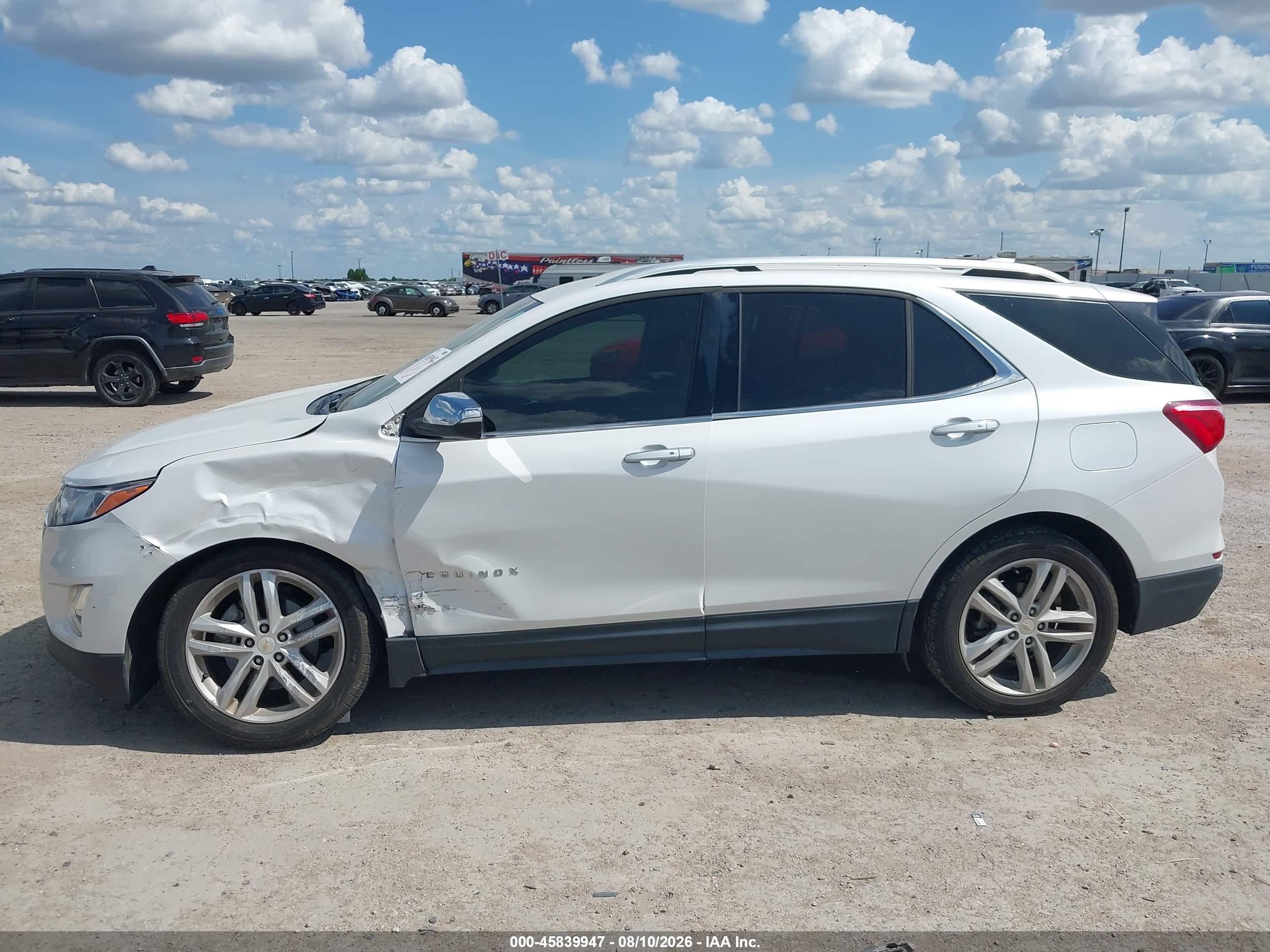 2019 Chevrolet Equinox Premier Белый vin: 2GNAXPEX2K6269987