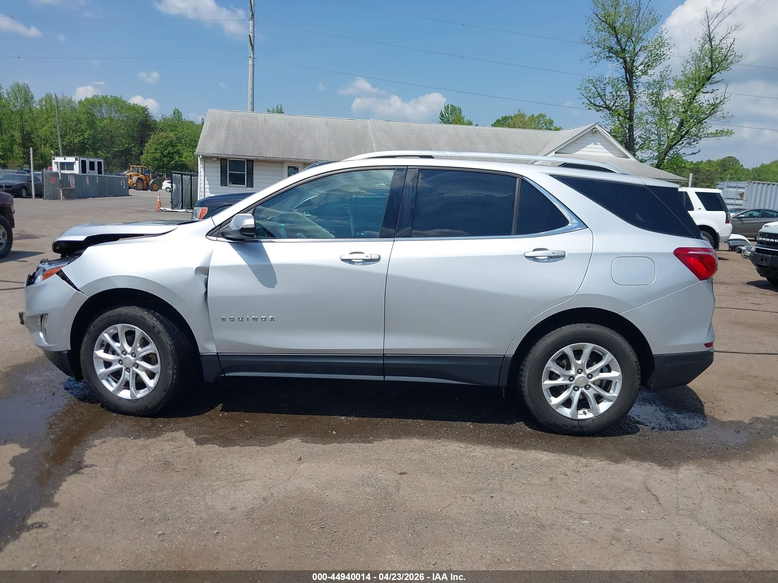 2018 Chevrolet Equinox Lt Silver vin: 2GNAXSEV7J6250559