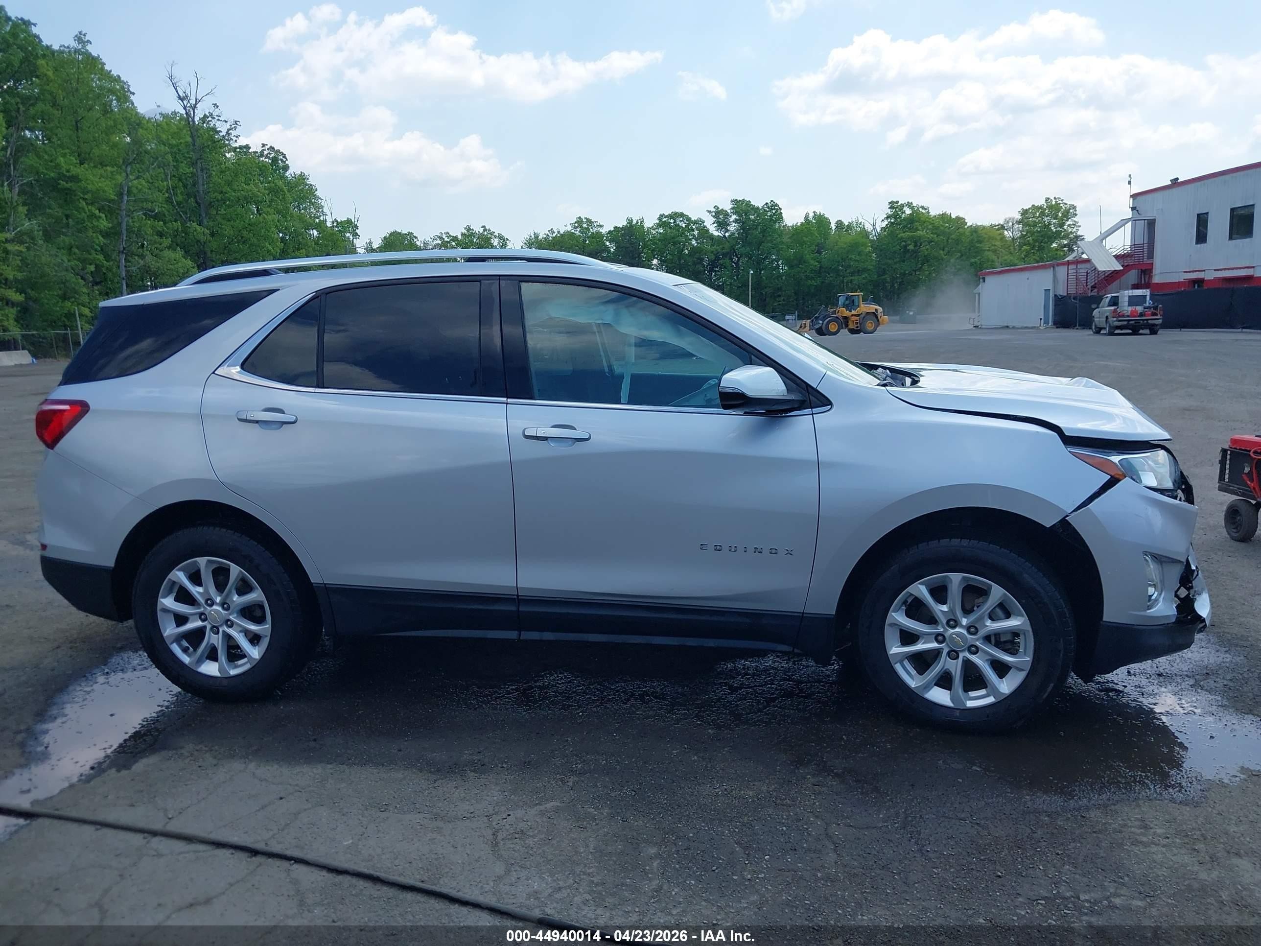 2018 Chevrolet Equinox Lt Silver vin: 2GNAXSEV7J6250559