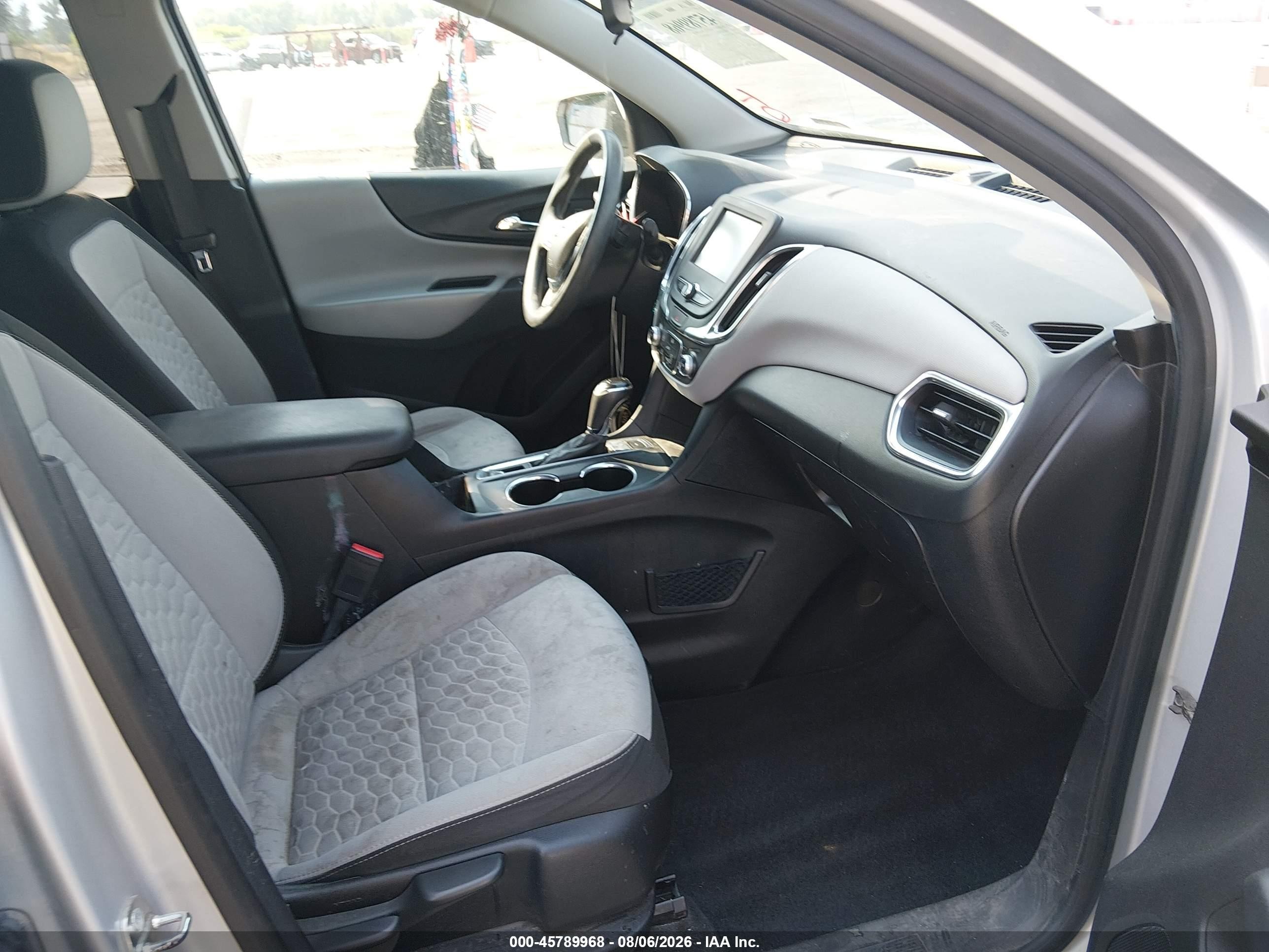 2018 Chevrolet Equinox Lt Silver vin: 2GNAXSEVXJ6191233