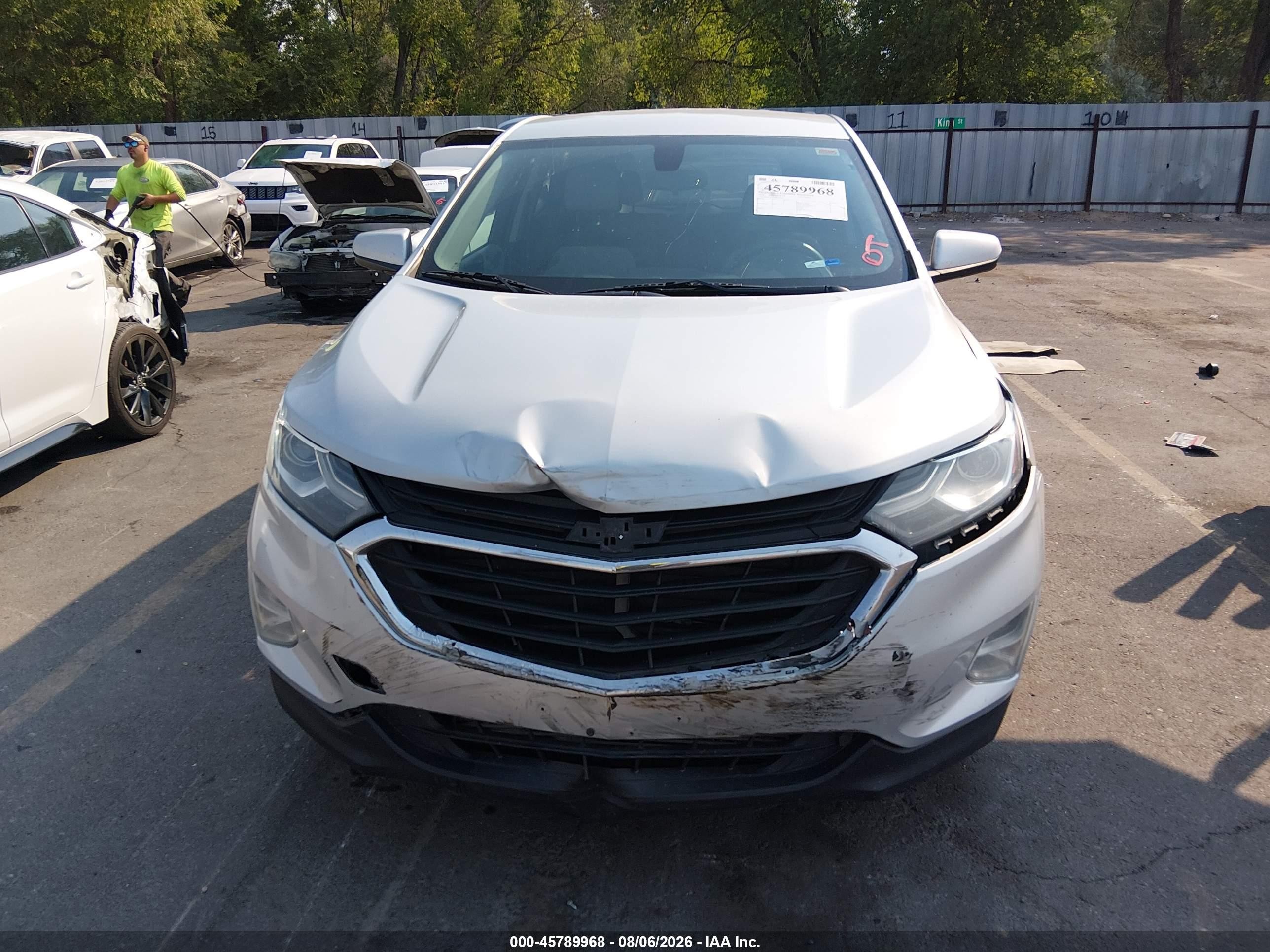 2018 Chevrolet Equinox Lt Silver vin: 2GNAXSEVXJ6191233