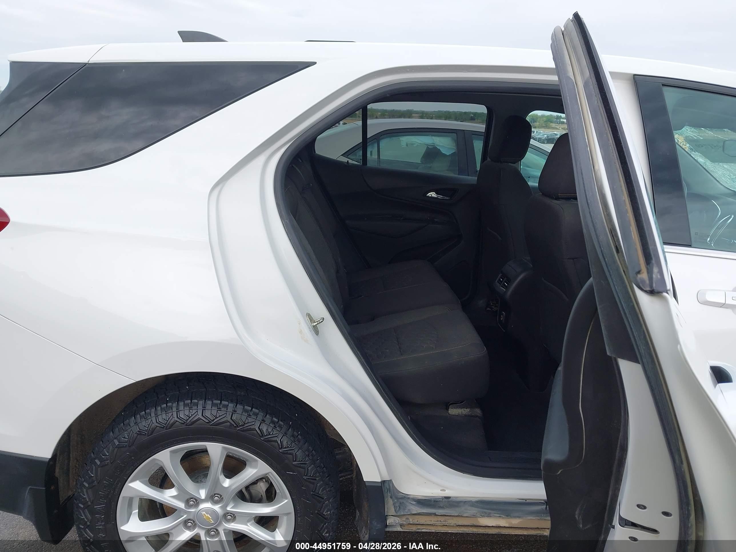 2019 Chevrolet Equinox Lt Белый vin: 2GNAXTEV3K6292346