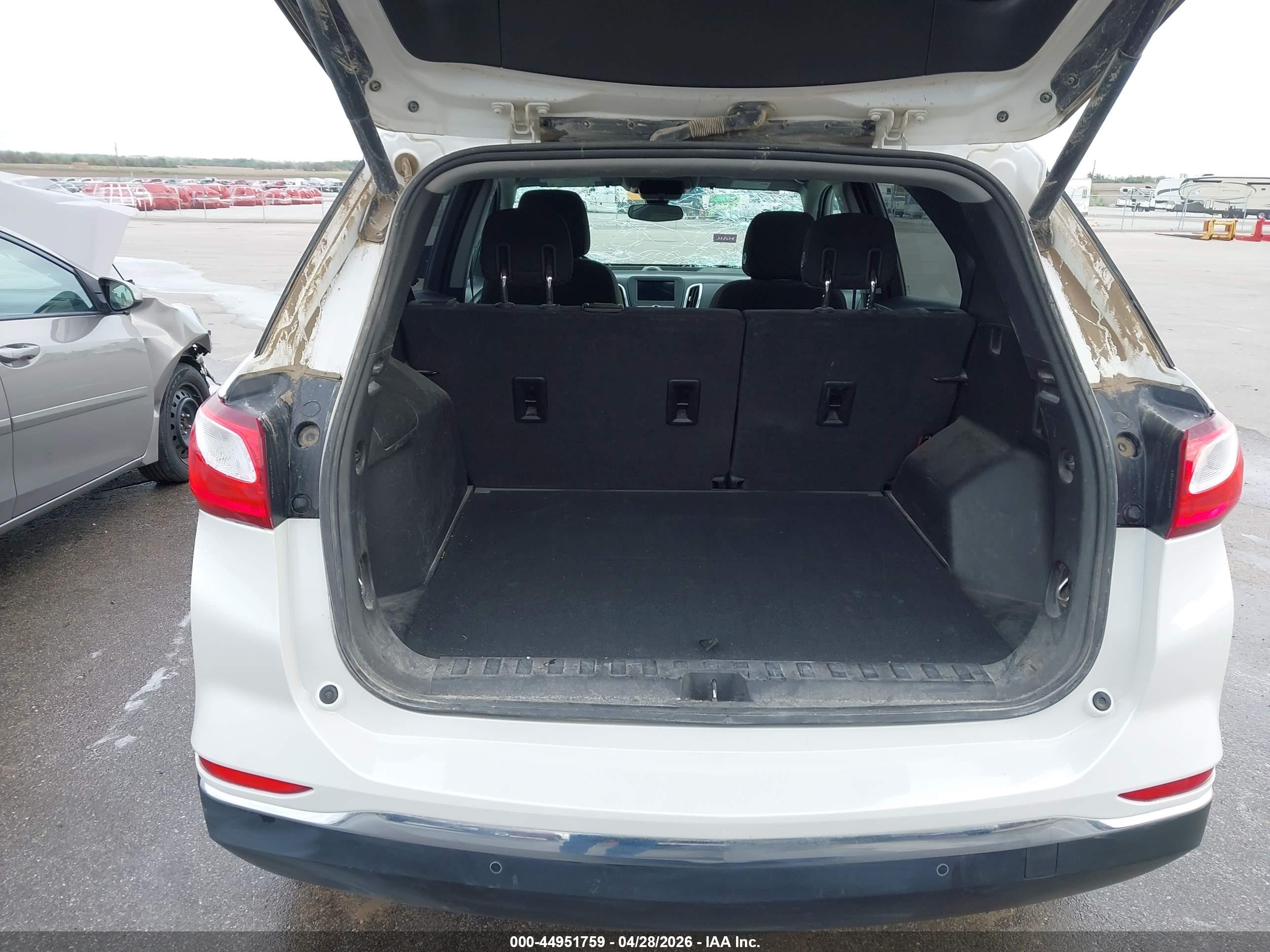 2019 Chevrolet Equinox Lt Белый vin: 2GNAXTEV3K6292346