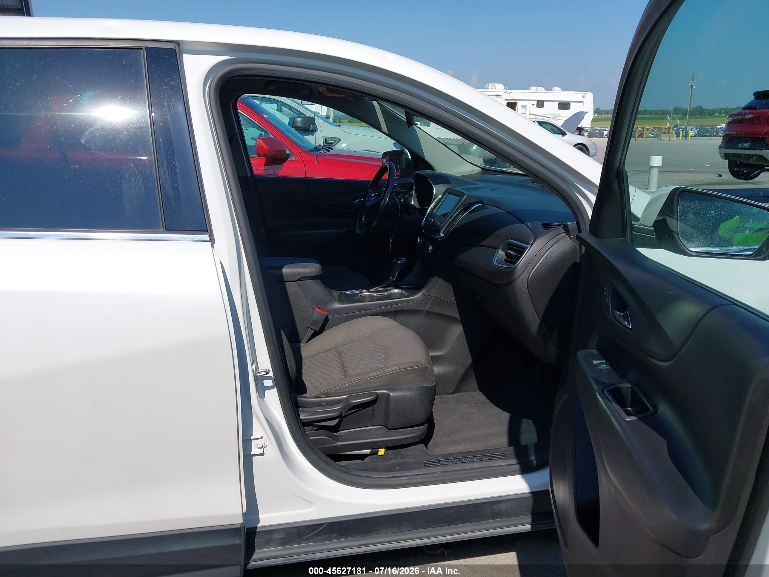 2019 Chevrolet Equinox Lt Белый vin: 2GNAXUEV2K6290769