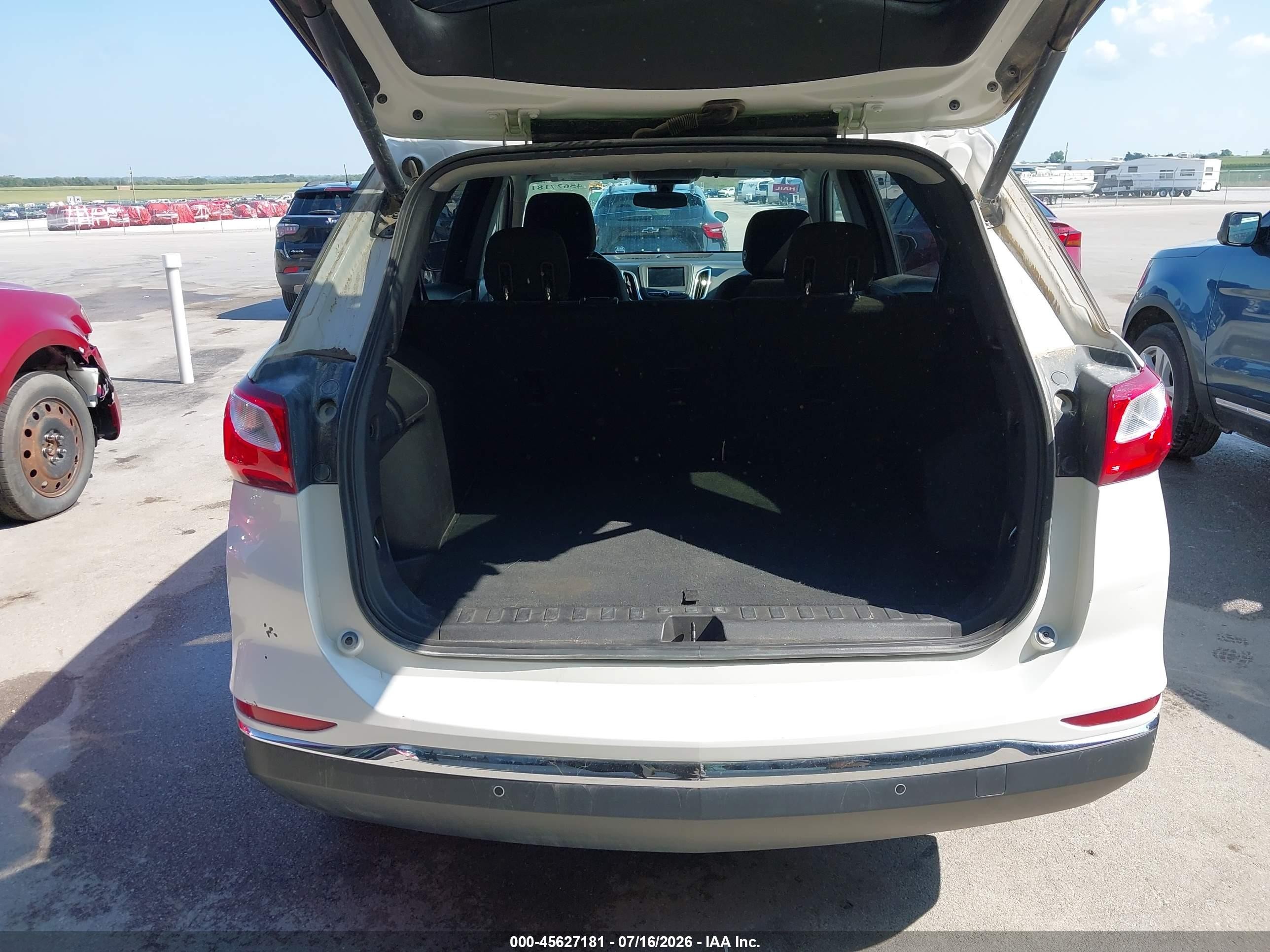 2019 Chevrolet Equinox Lt Белый vin: 2GNAXUEV2K6290769