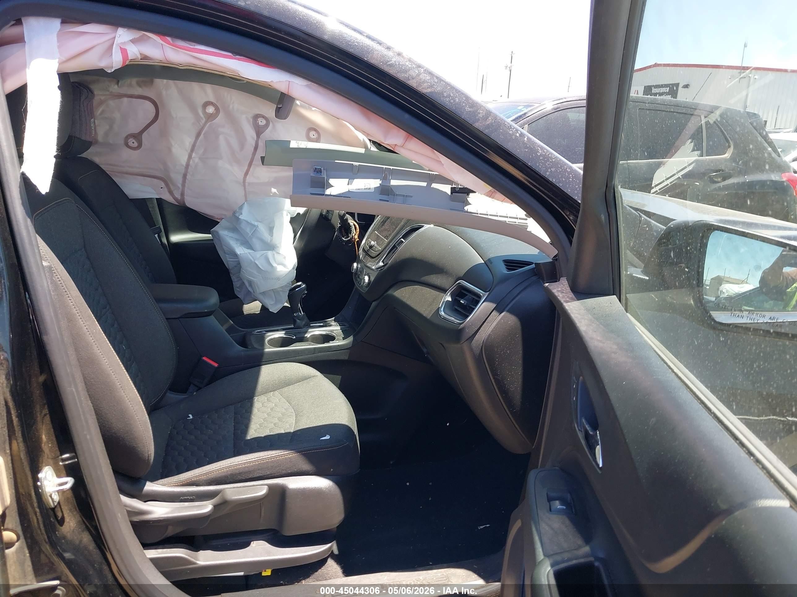 2021 Chevrolet Equinox Awd Lt Черный vin: 2GNAXUEV7M6133113