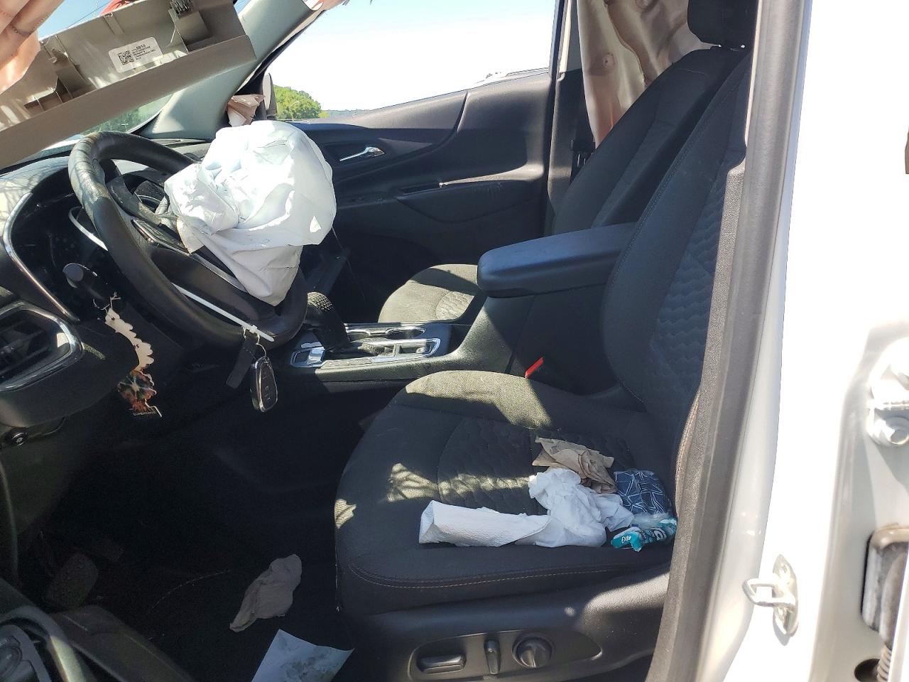 2020 Chevrolet Equinox Lt White vin: 2GNAXUEVXL6226366
