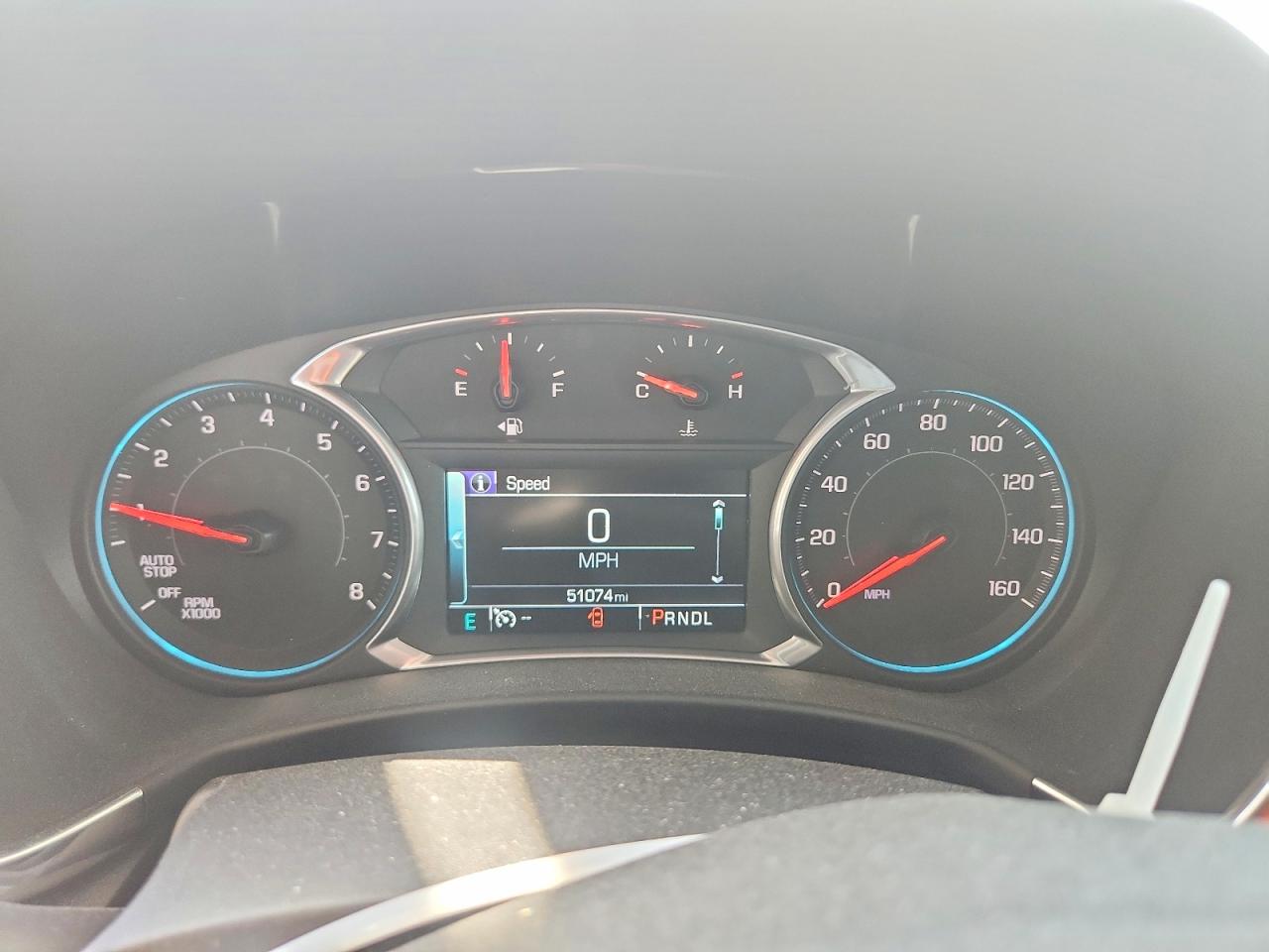 2018 Chevrolet Equinox Premier Белый vin: 2GNAXVEV8J6230306