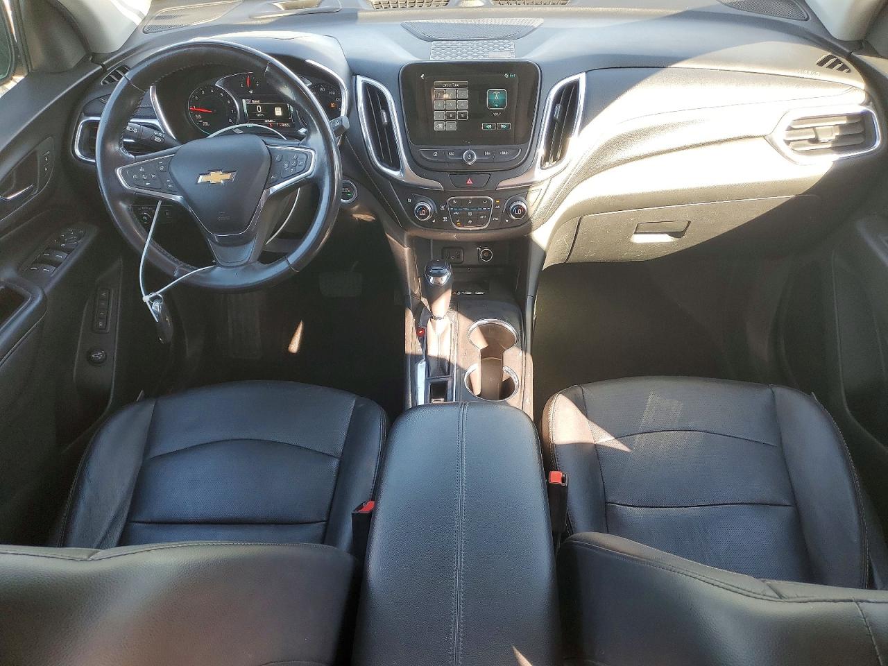 2018 Chevrolet Equinox Premier Silver vin: 2GNAXWEX0J6235166