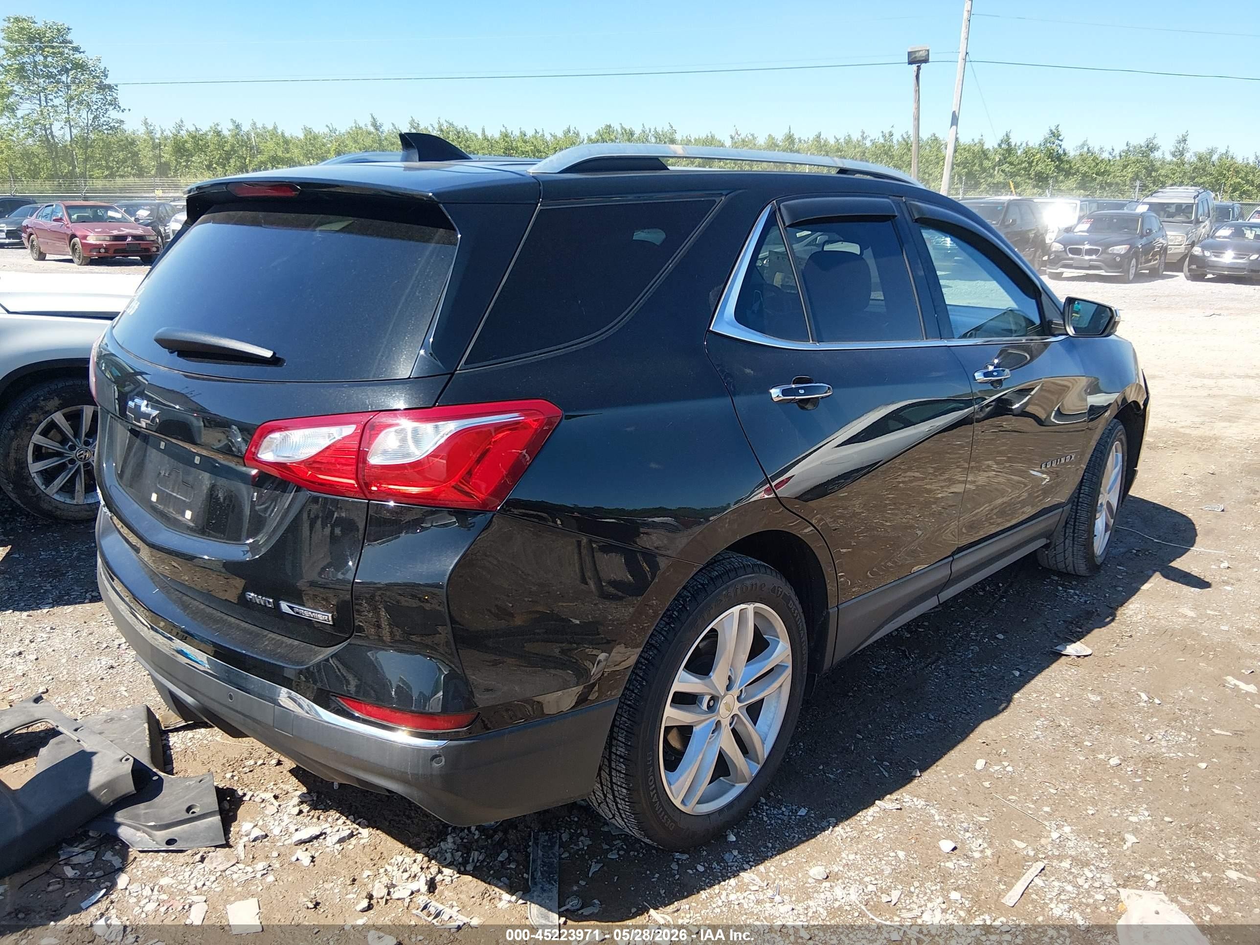 2018 Chevrolet Equinox Premier Black vin: 2GNAXWEX2J6139510