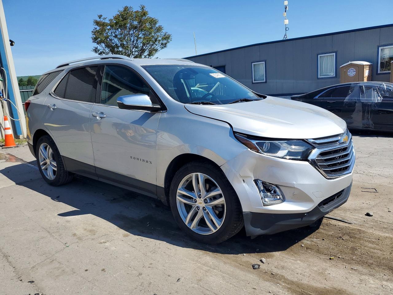 2019 Chevrolet Equinox Premier Silver vin: 2GNAXYEX5K6261744