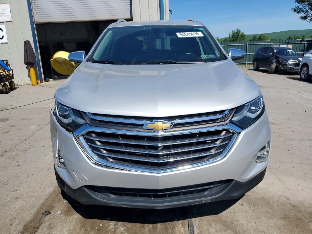 2019 Chevrolet Equinox Premier Silver vin: 2GNAXYEX5K6261744