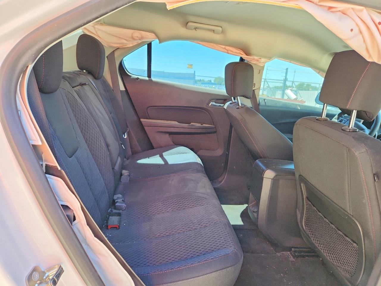 2012 Chevrolet Equinox Ls White vin: 2GNFLCEK0C6118694