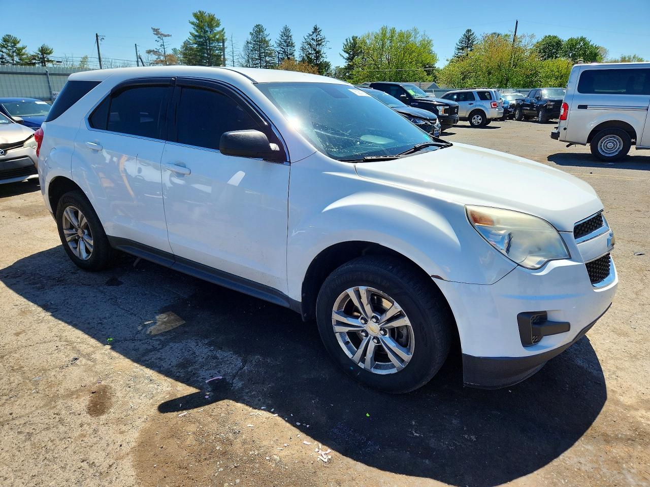 2012 Chevrolet Equinox Ls White vin: 2GNFLCEK0C6161223