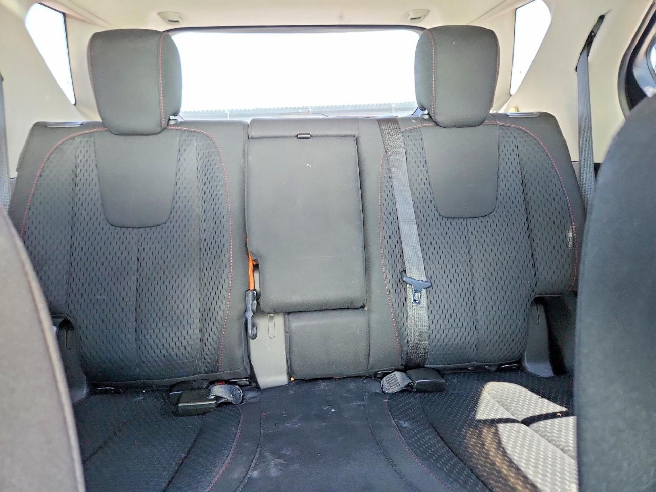 2012 Chevrolet Equinox Ls White vin: 2GNFLCEK0C6161223