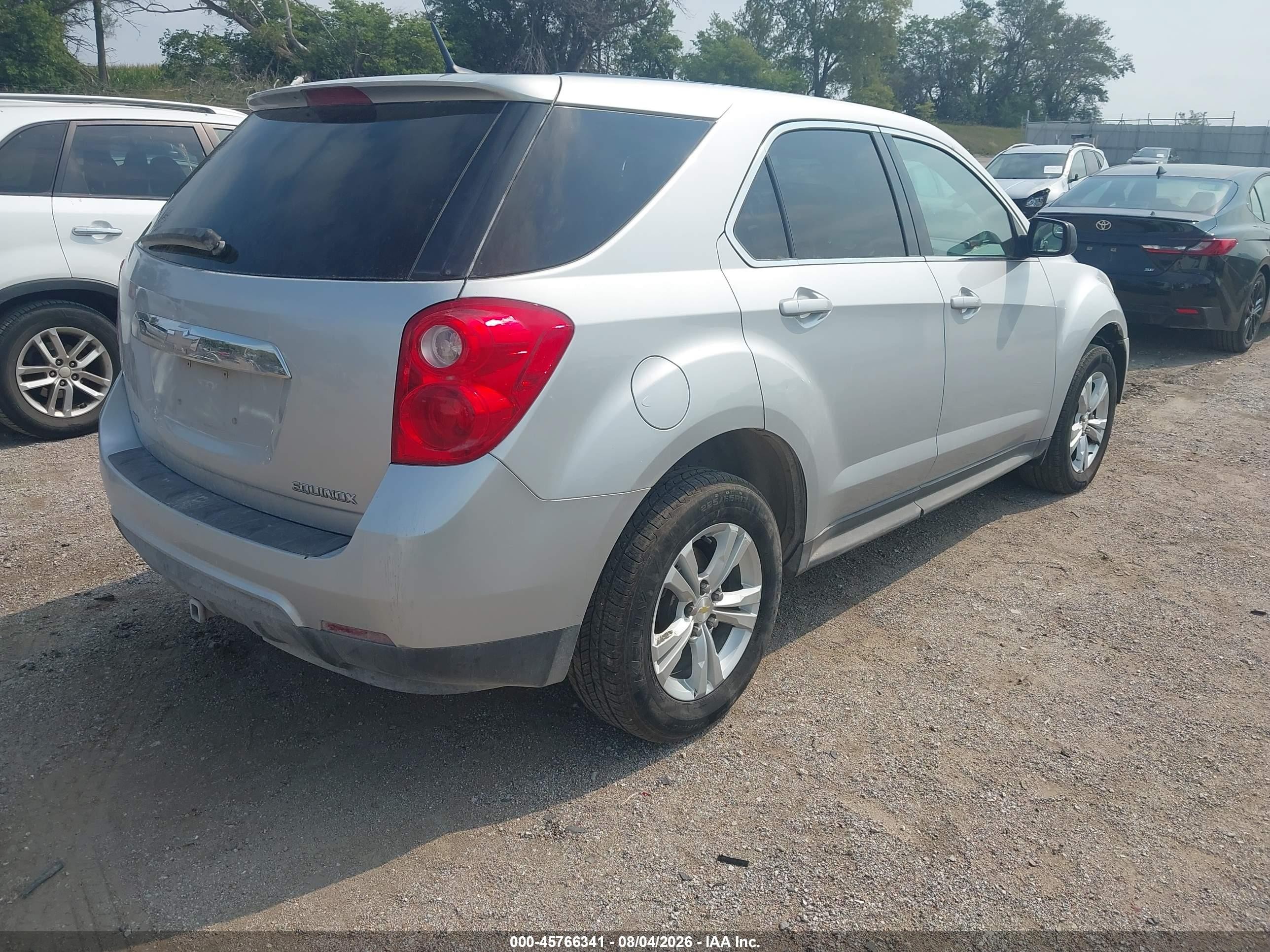 2012 Chevrolet Equinox Ls Silver vin: 2GNFLCEK0C6328938