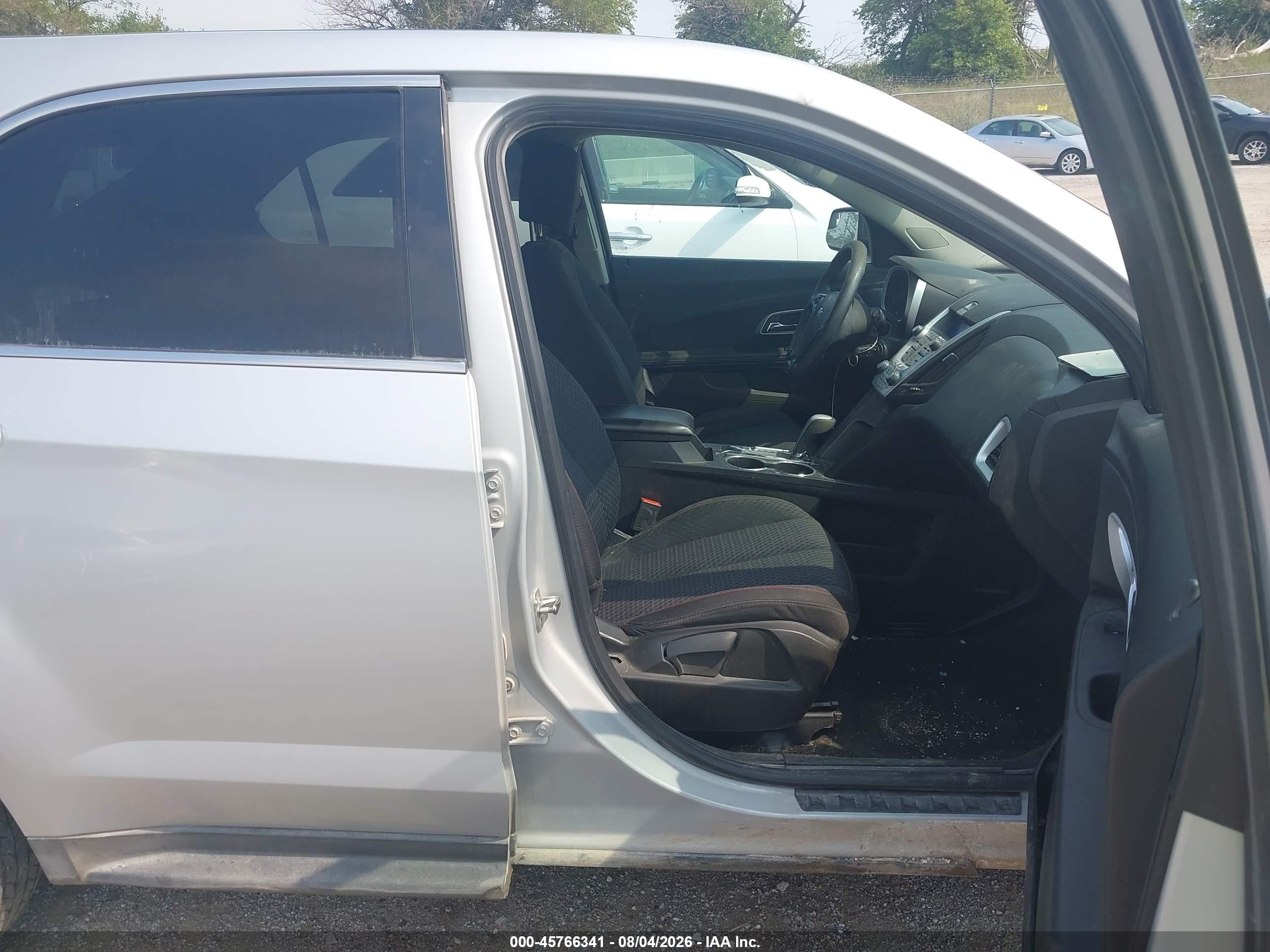 2012 Chevrolet Equinox Ls Silver vin: 2GNFLCEK0C6328938
