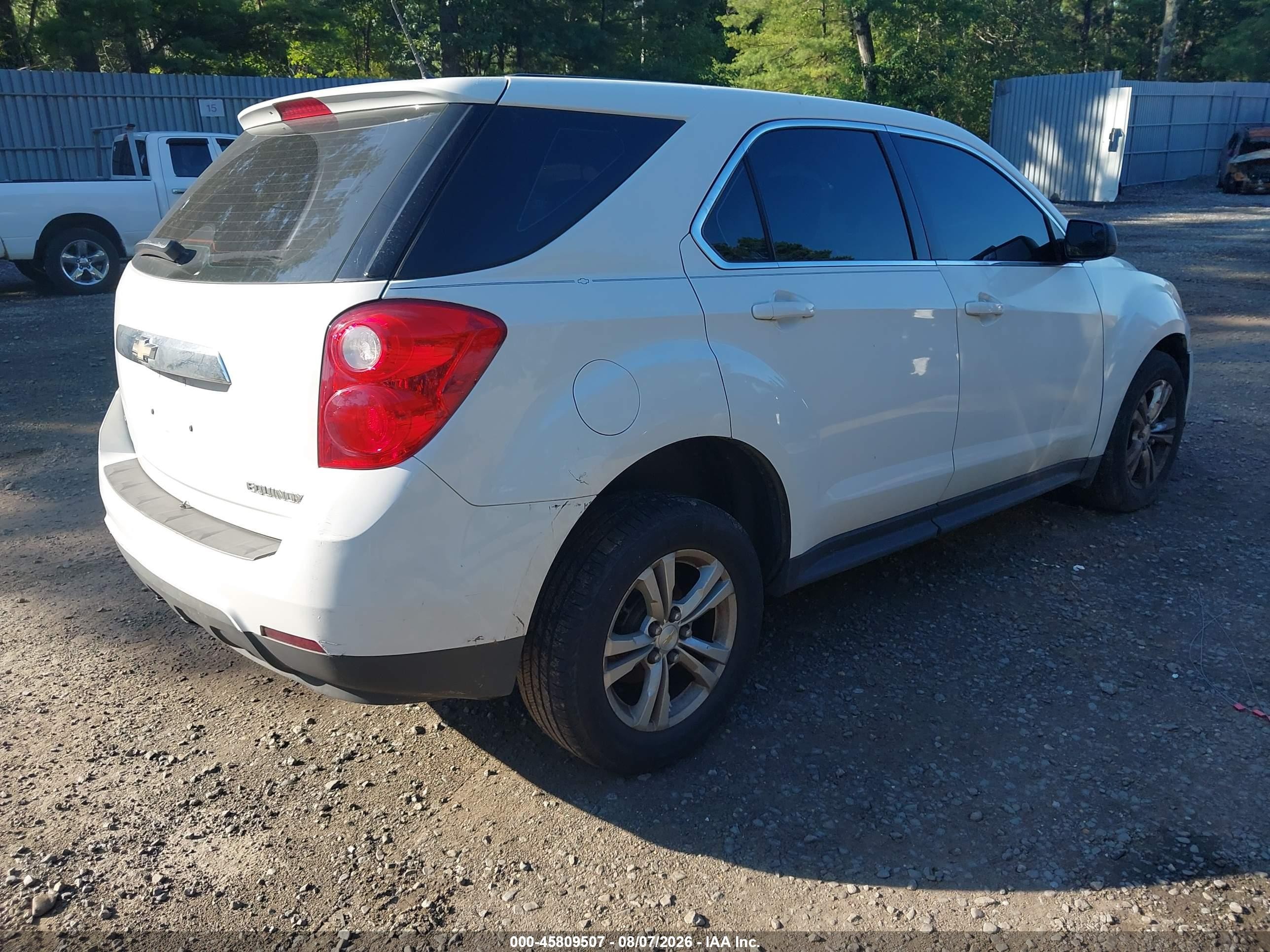 2013 Chevrolet Equinox Ls Белый vin: 2GNFLCEK2D6383621