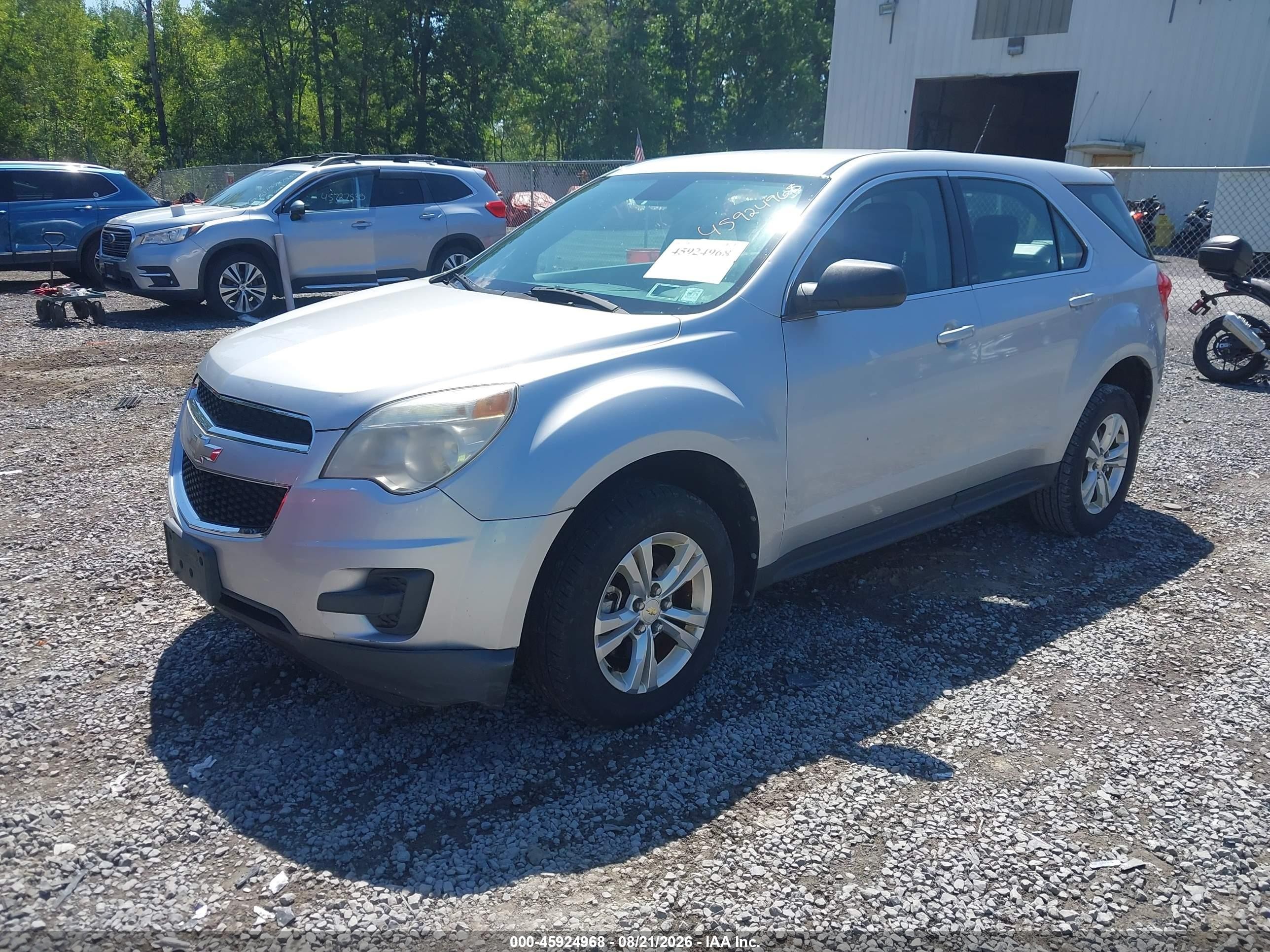 2012 Chevrolet Equinox Ls Silver vin: 2GNFLCEK3C6220183
