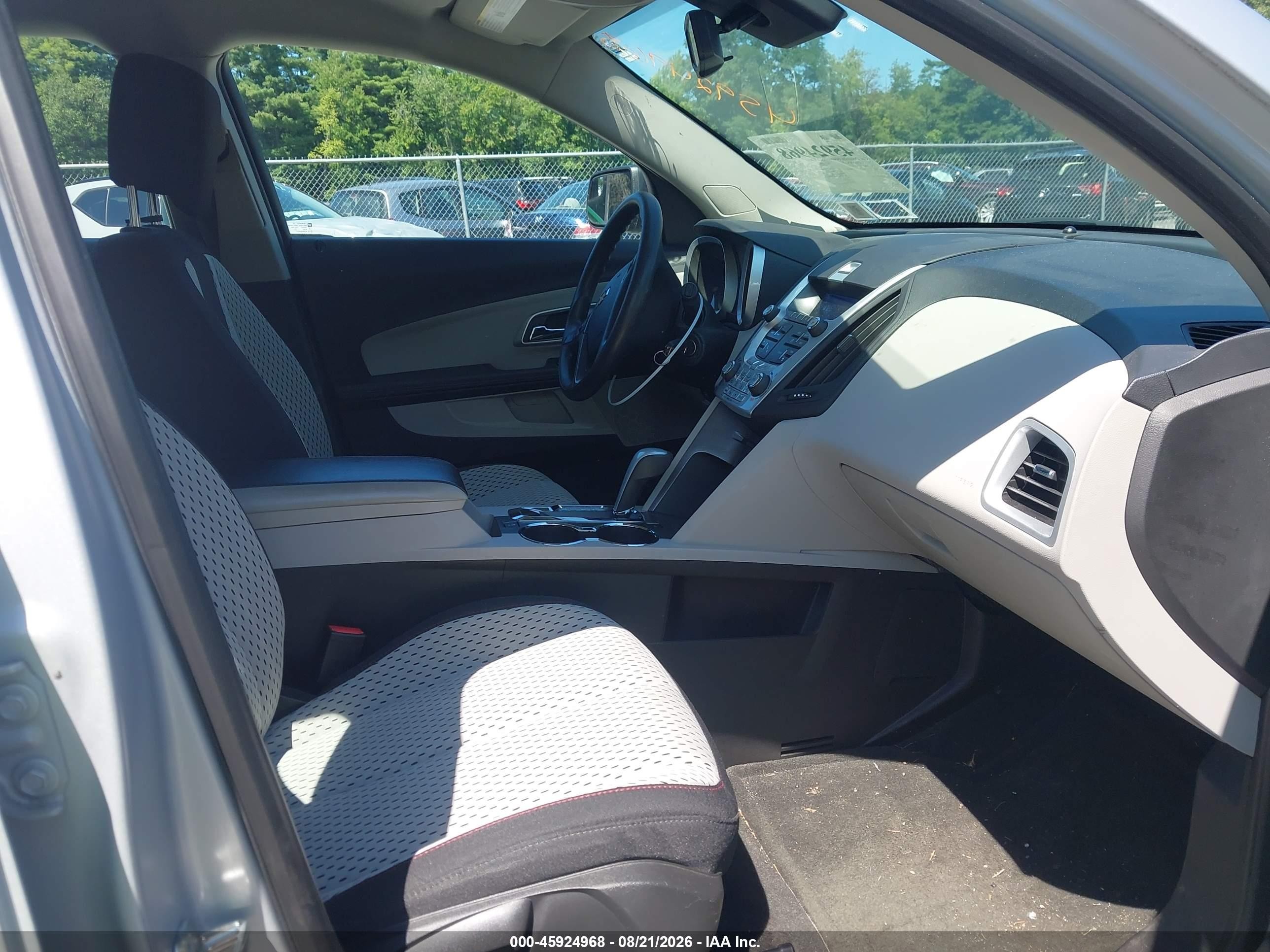 2012 Chevrolet Equinox Ls Silver vin: 2GNFLCEK3C6220183