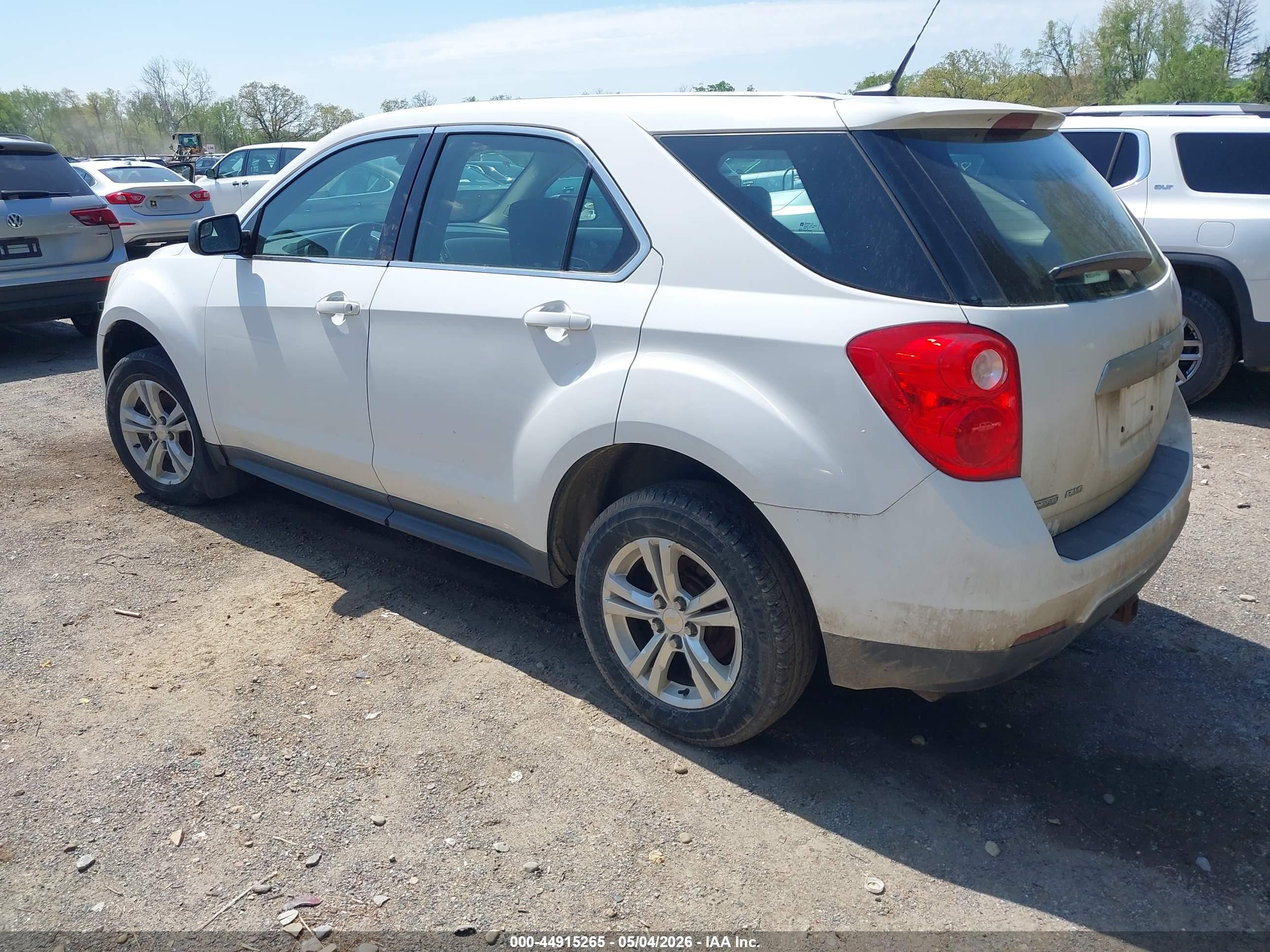 2012 Chevrolet Equinox Ls White vin: 2GNFLCEK4C6249398