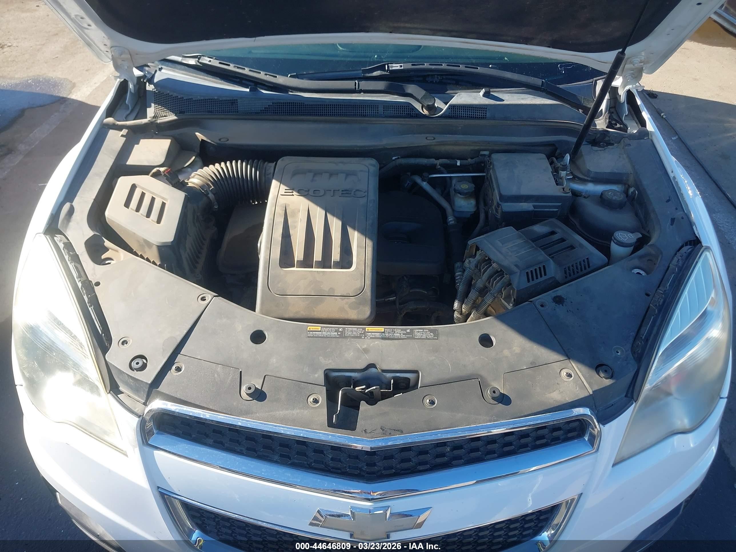 2012 Chevrolet Equinox Ls White vin: 2GNFLCEK5C6116018