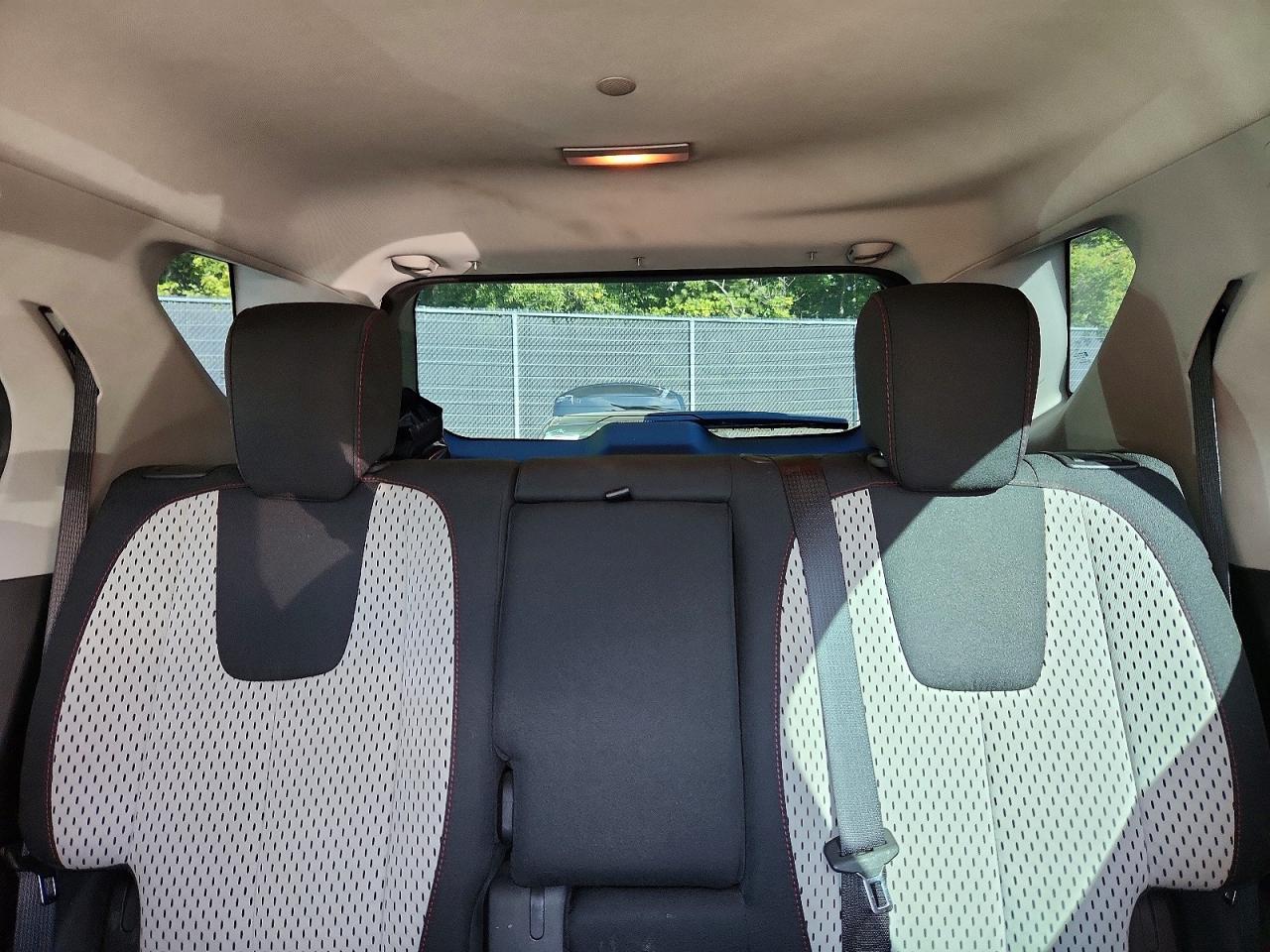 2013 Chevrolet Equinox Ls White vin: 2GNFLCEK7D6142590