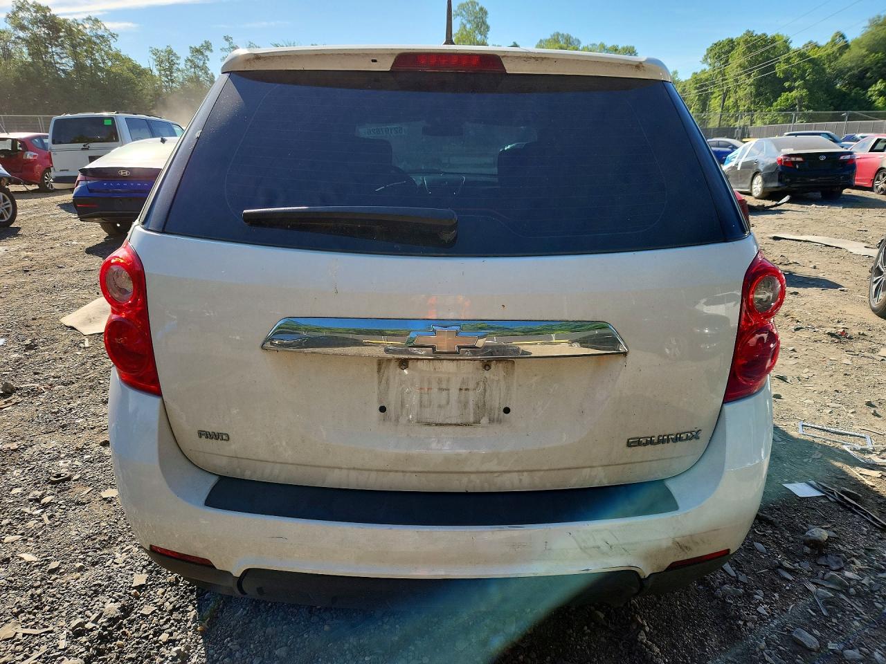 2013 Chevrolet Equinox Ls White vin: 2GNFLCEK7D6142590