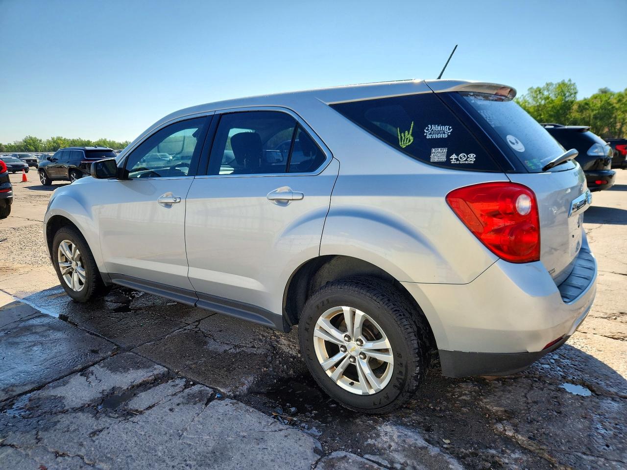 2013 Chevrolet Equinox Ls Серебряный vin: 2GNFLCEK7D6229244