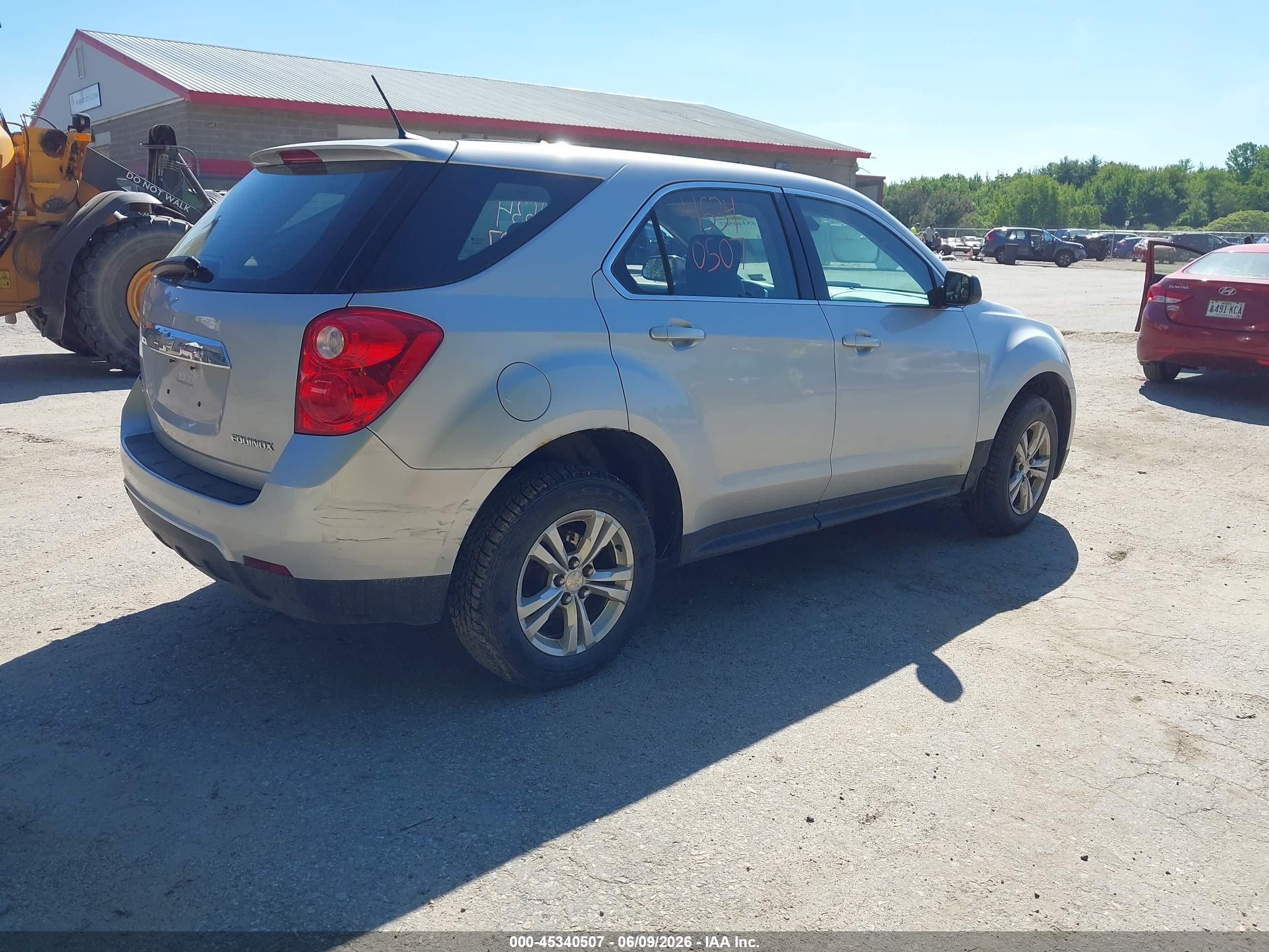 2013 Chevrolet Equinox Ls Silver vin: 2GNFLCEK7D6232743