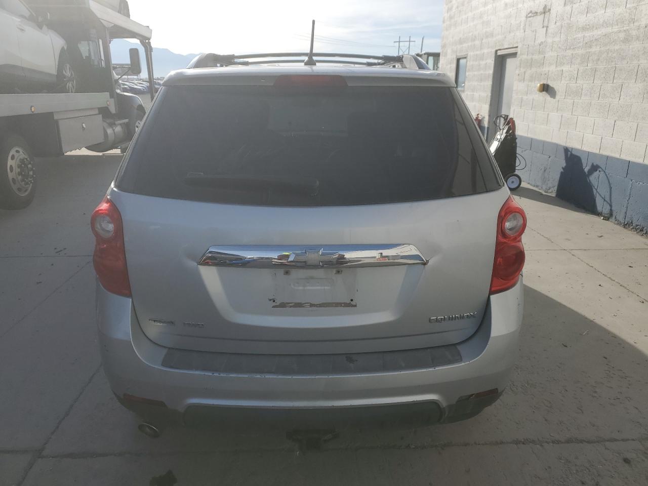 2012 Chevrolet Equinox Ls Silver vin: 2GNFLCEK8C6139289