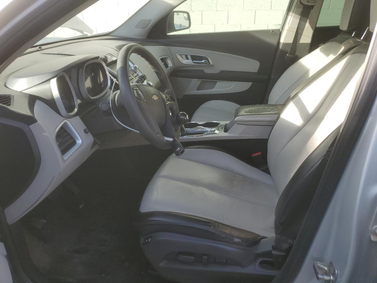 2012 Chevrolet Equinox Ls Silver vin: 2GNFLCEK8C6139289