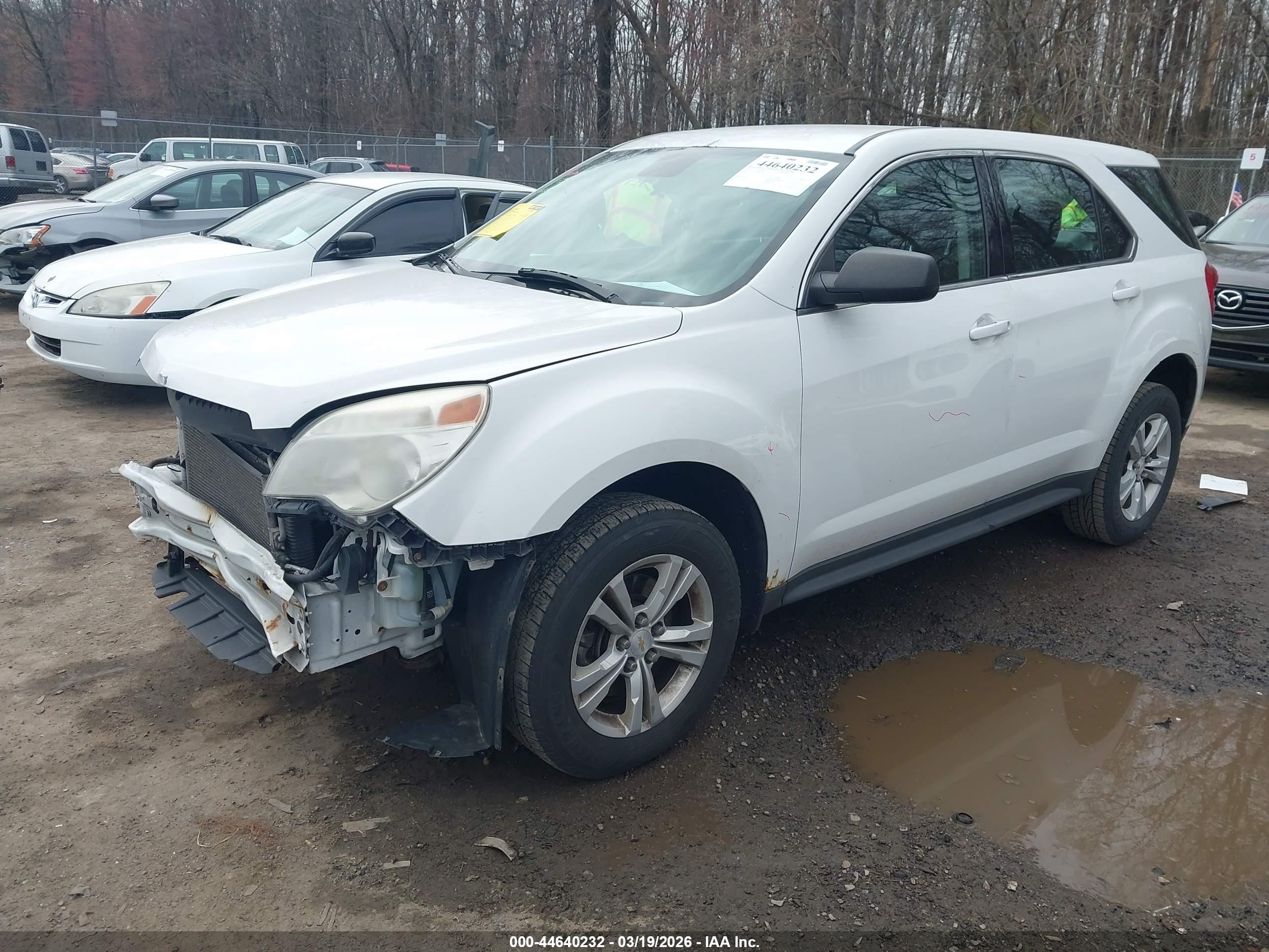 2013 Chevrolet Equinox Ls White vin: 2GNFLCEK9D6160024