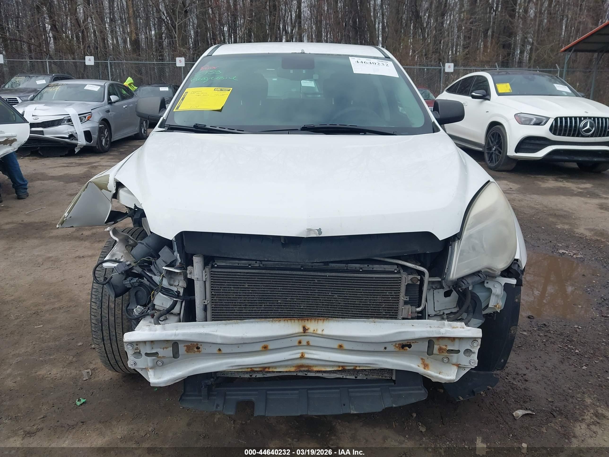 2013 Chevrolet Equinox Ls White vin: 2GNFLCEK9D6160024